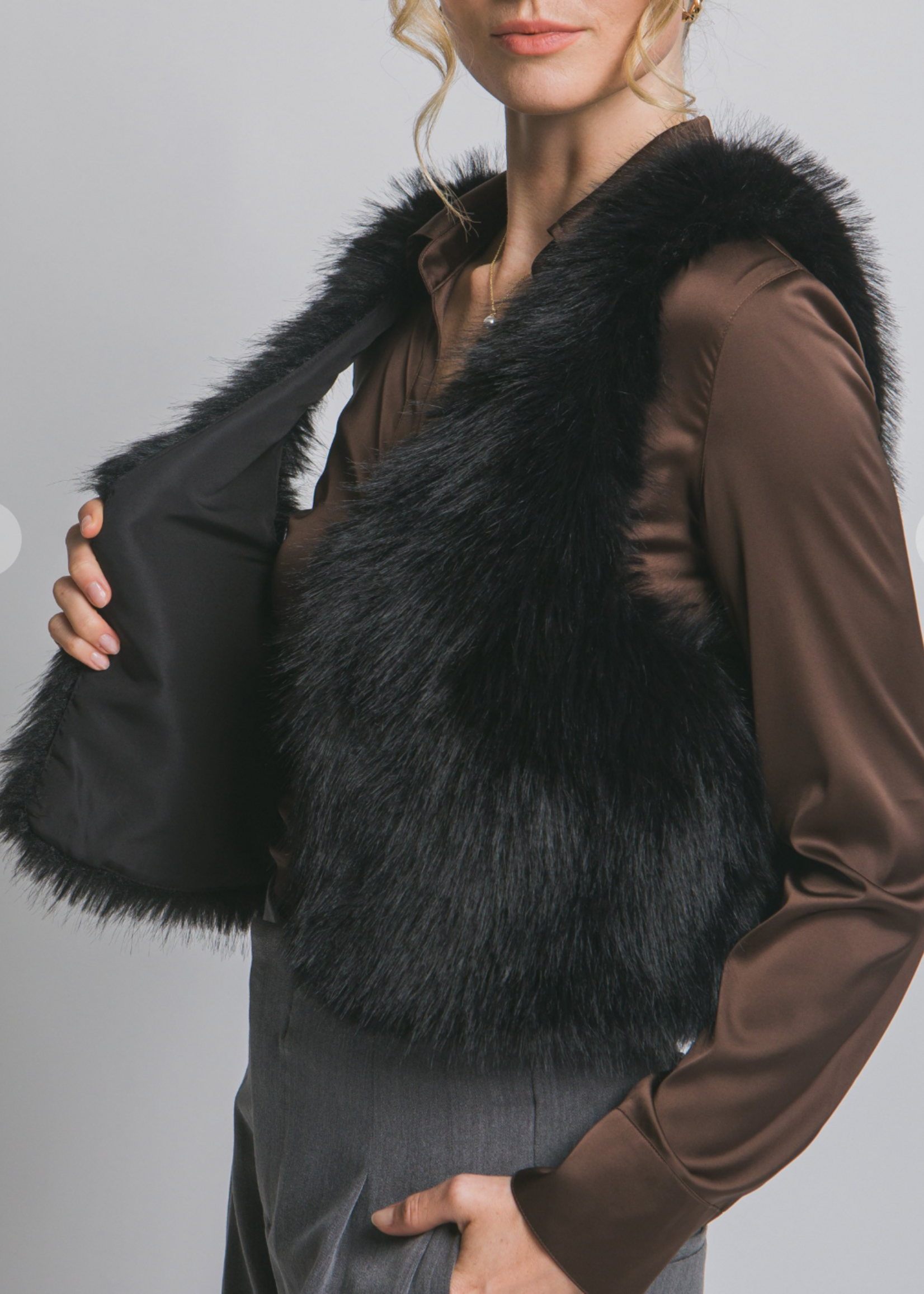 All Furry Vest BLACK