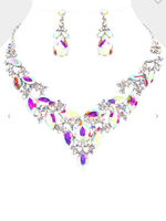 Obviously Glam Necklace Set
