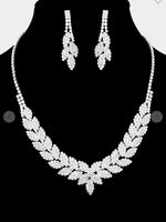 Diamonds Around You Necklace Set