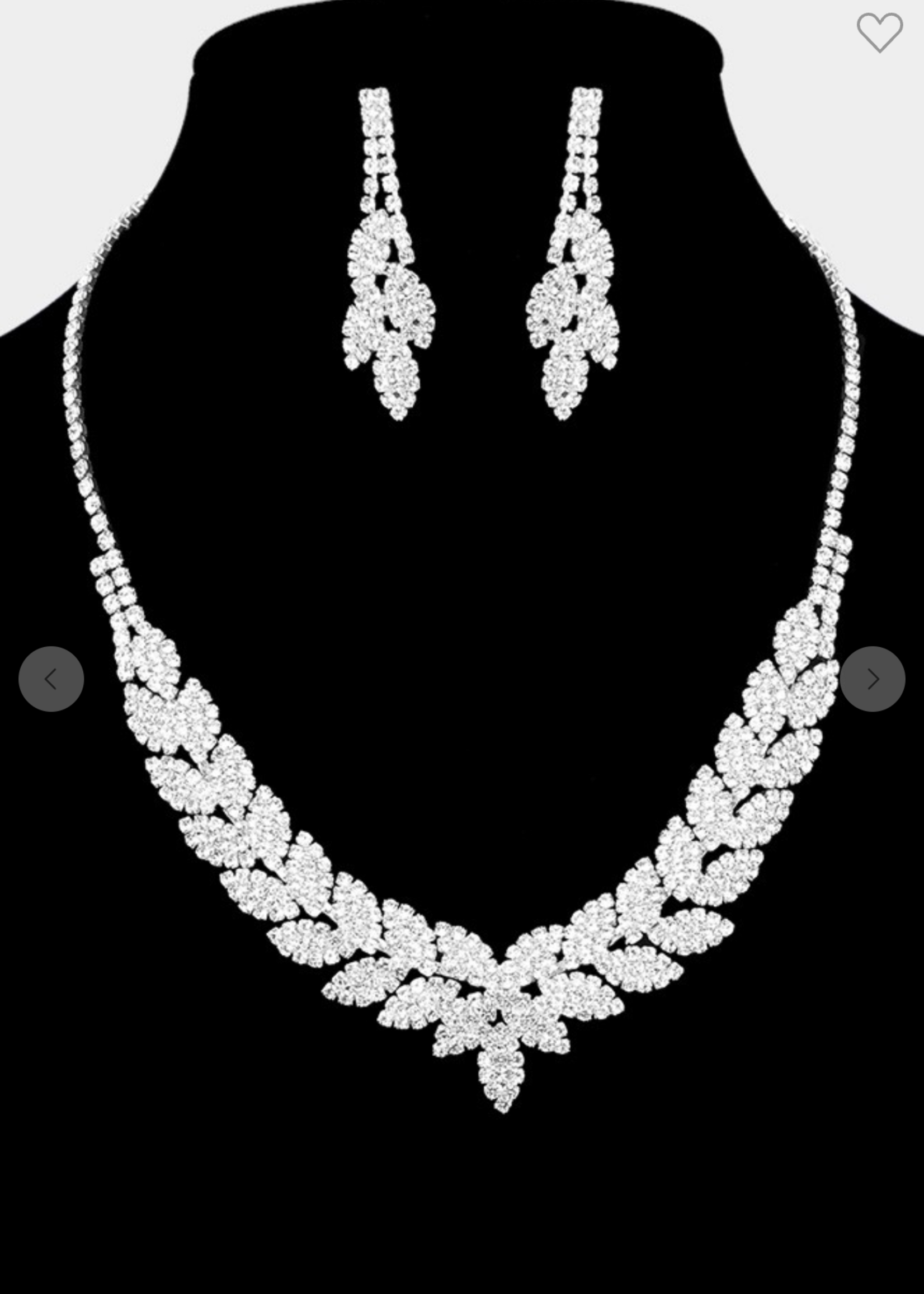 Diamonds Around You Necklace Set