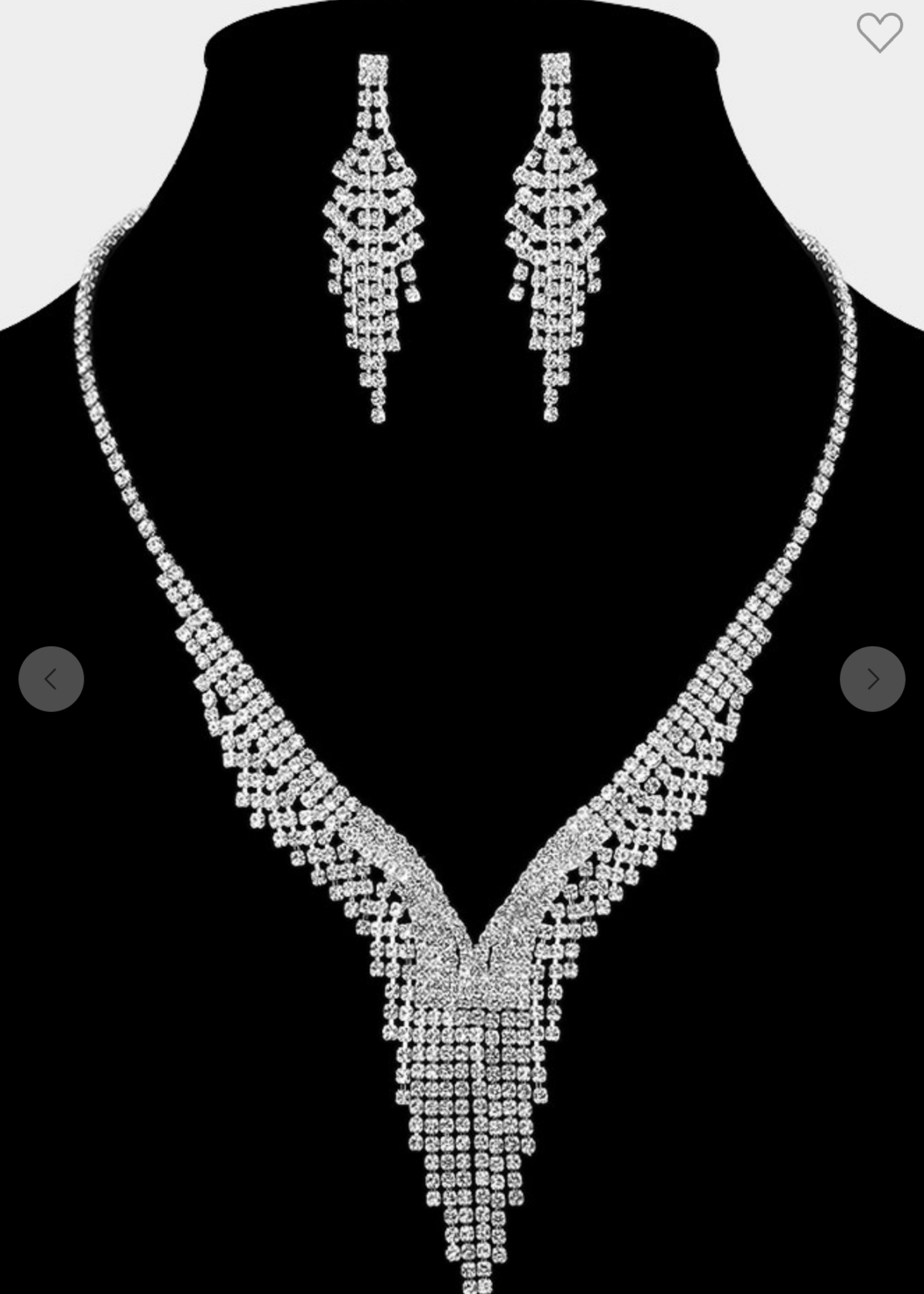 Hit Different Necklace Set