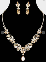 Got To Get It Necklace Set