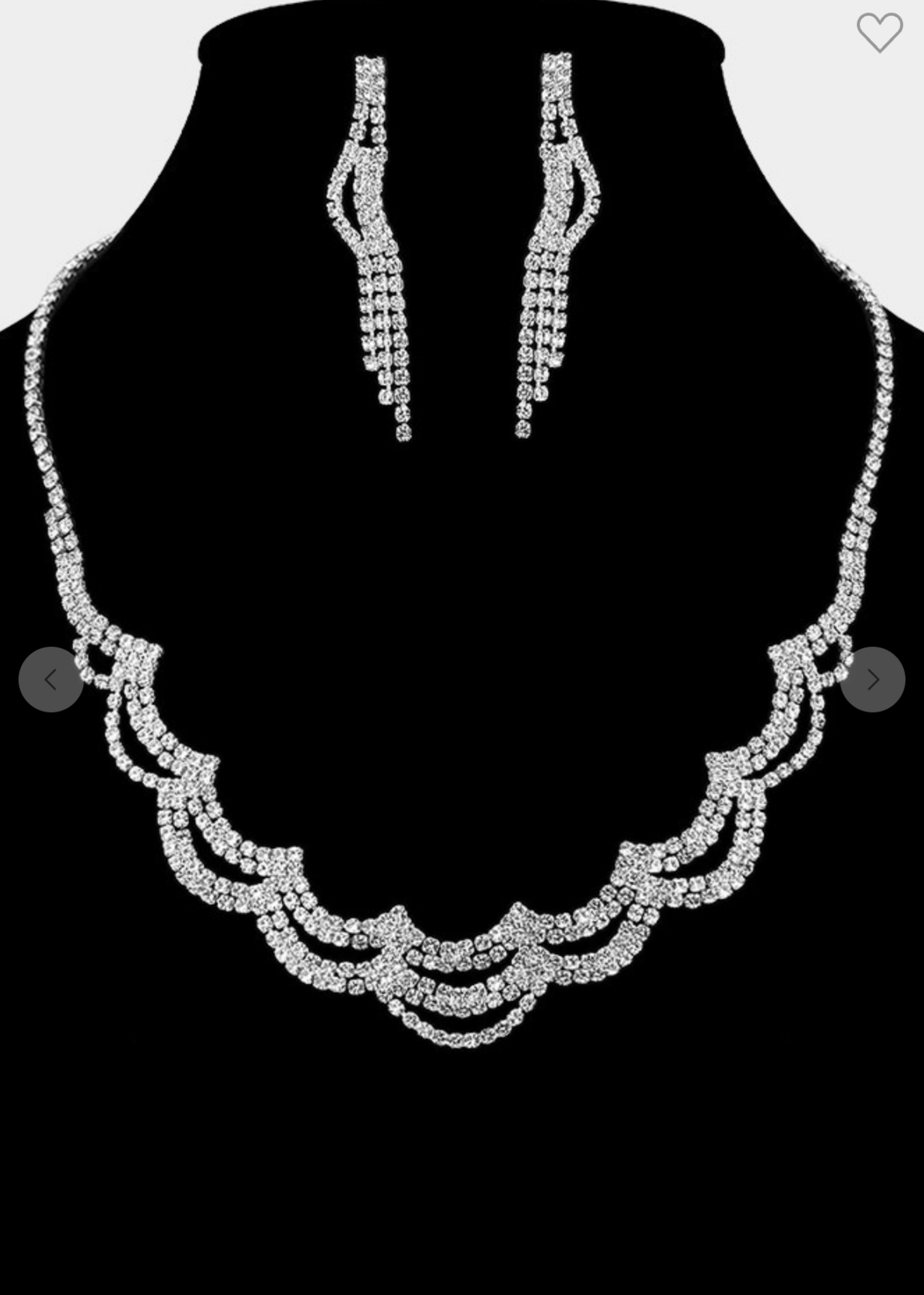 I like This Necklace Set