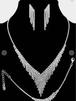 Play The Part Jewelry Set