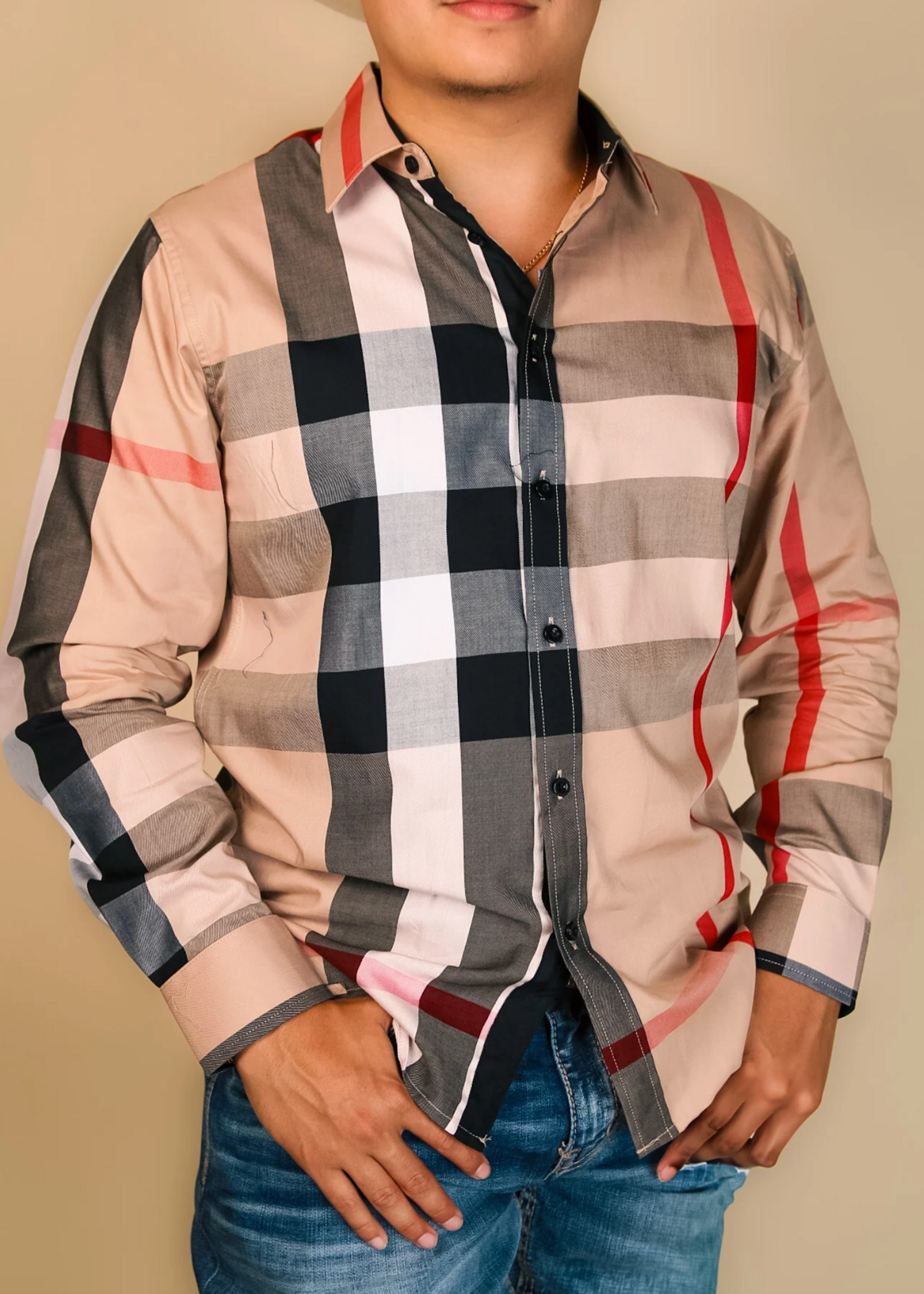 Ya No Pienso En Ti Button Down Shirt