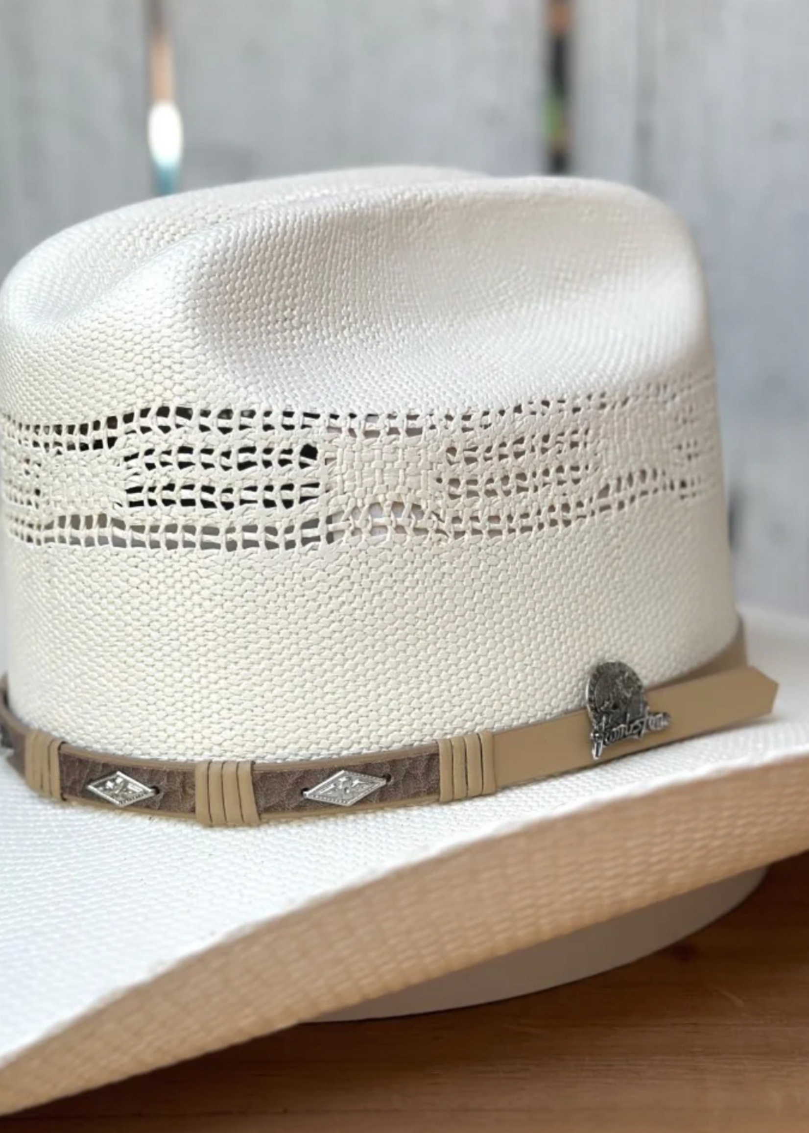 10X Sombrero Bangora "Mustang"