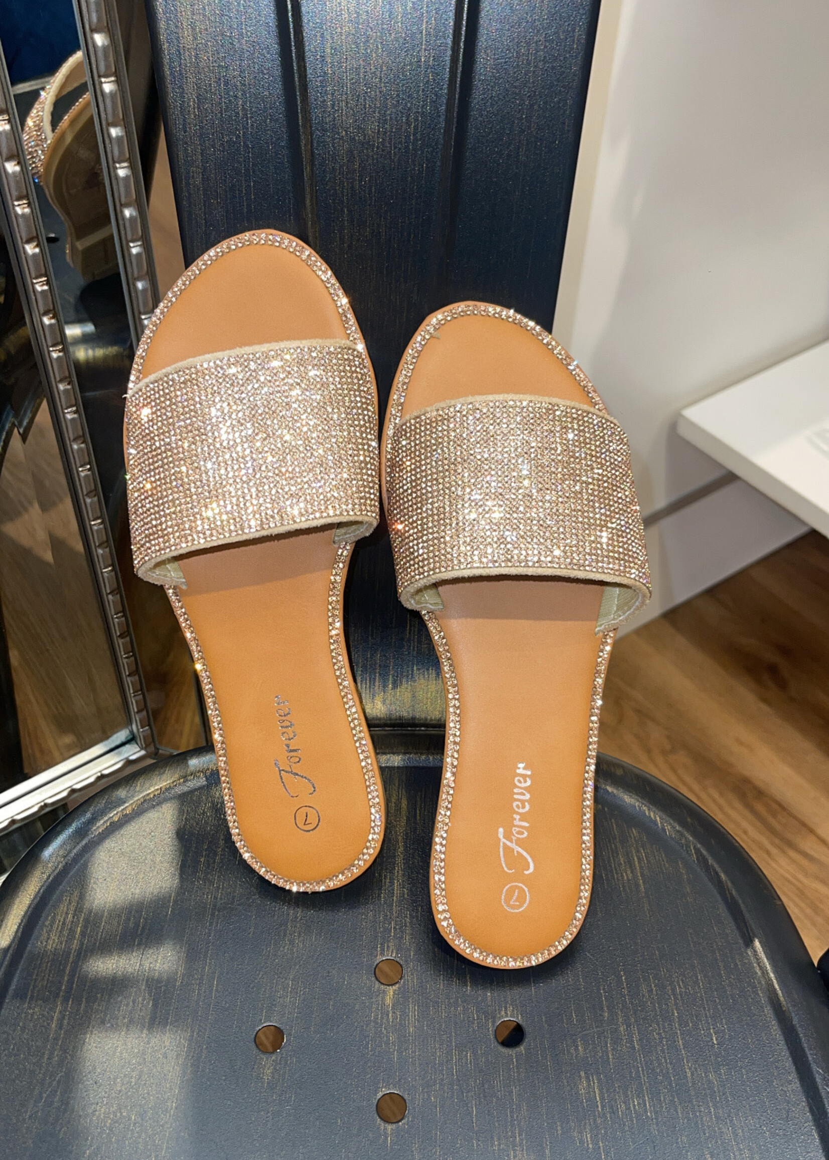 Nena Dime Sandals