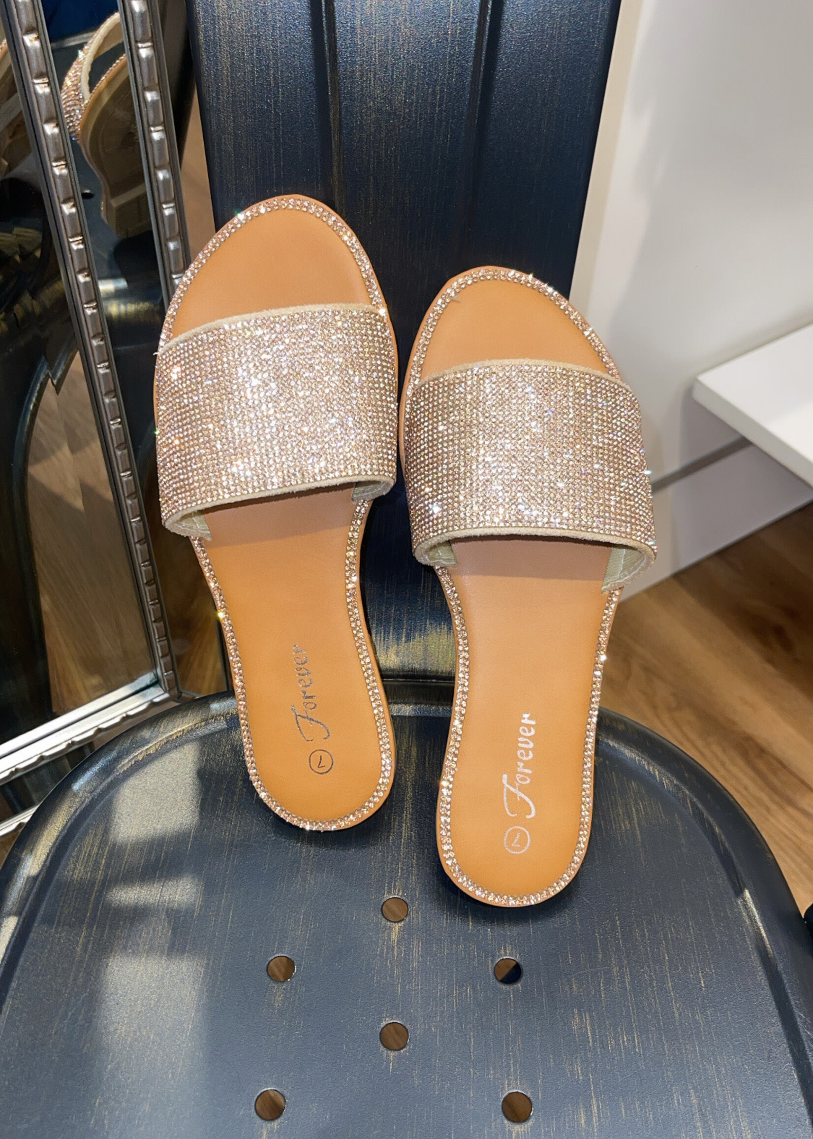 Nena Dime Sandals