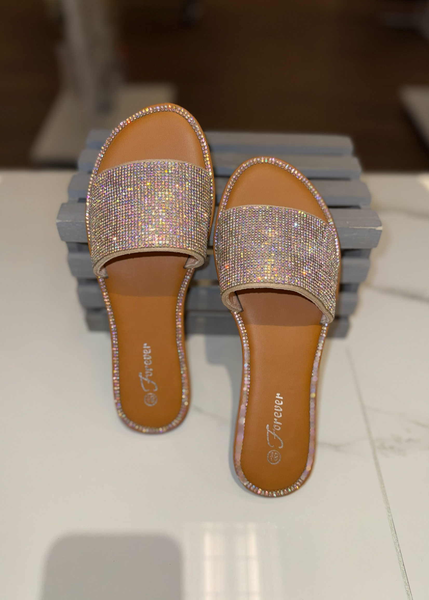 Nena Dime Sandals
