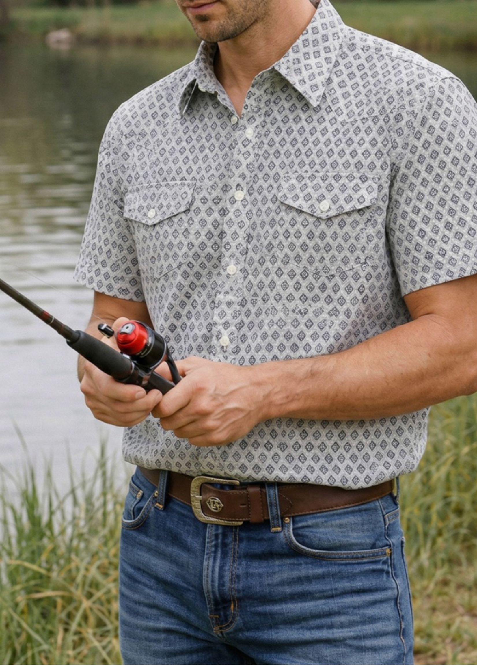 Seria Un Error Button Down Shirt