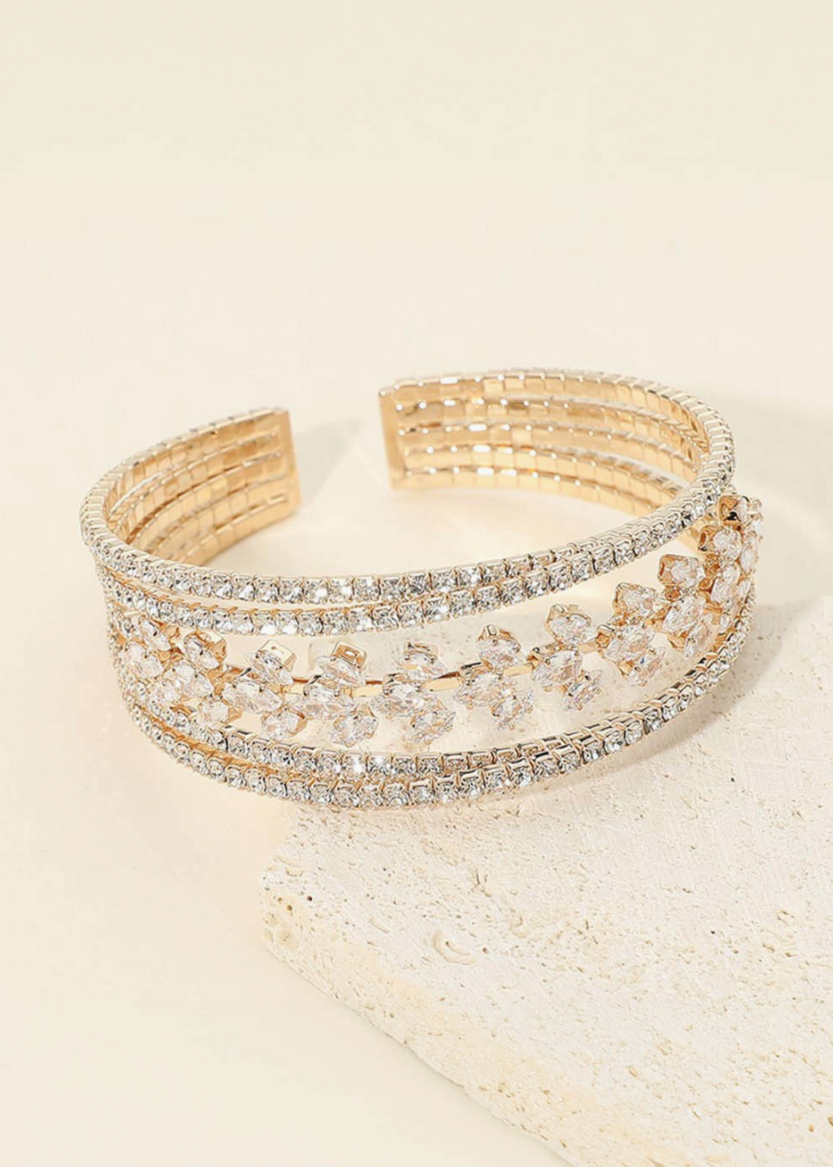 Wrap You Around Bracelet GOLD