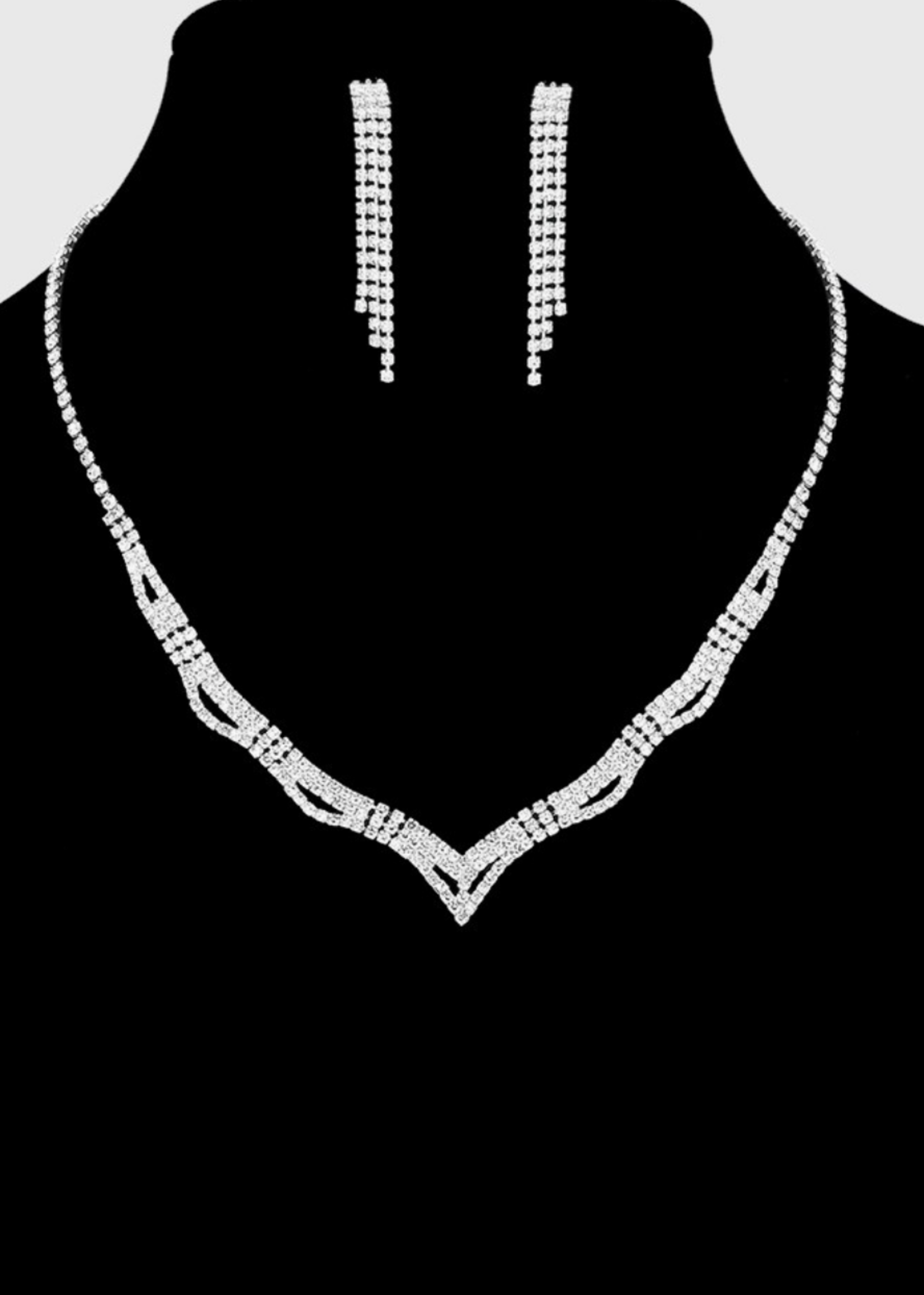 Take It away Necklace Set