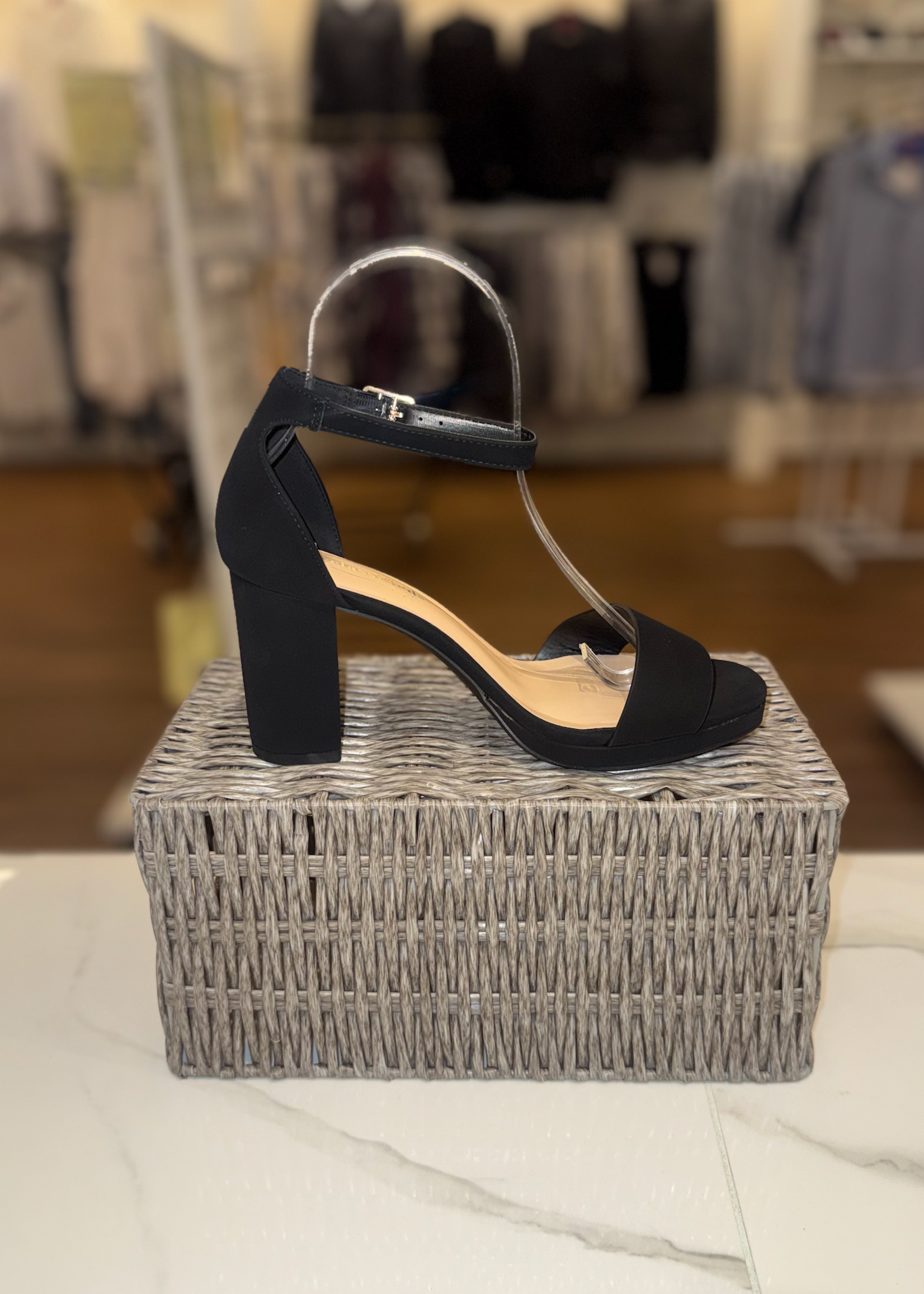 I Need You To Know Heel