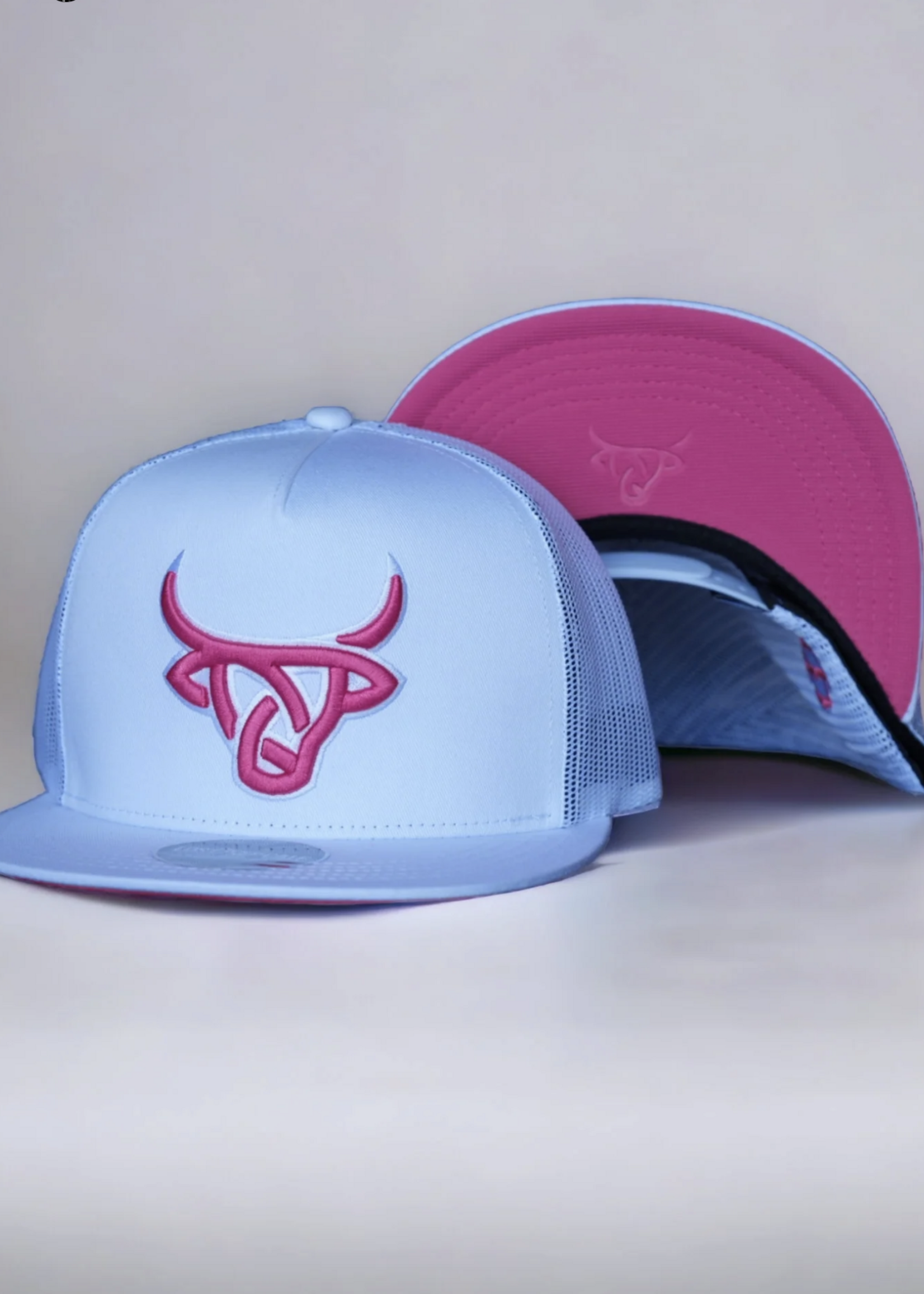 White Rosy Flat Hat