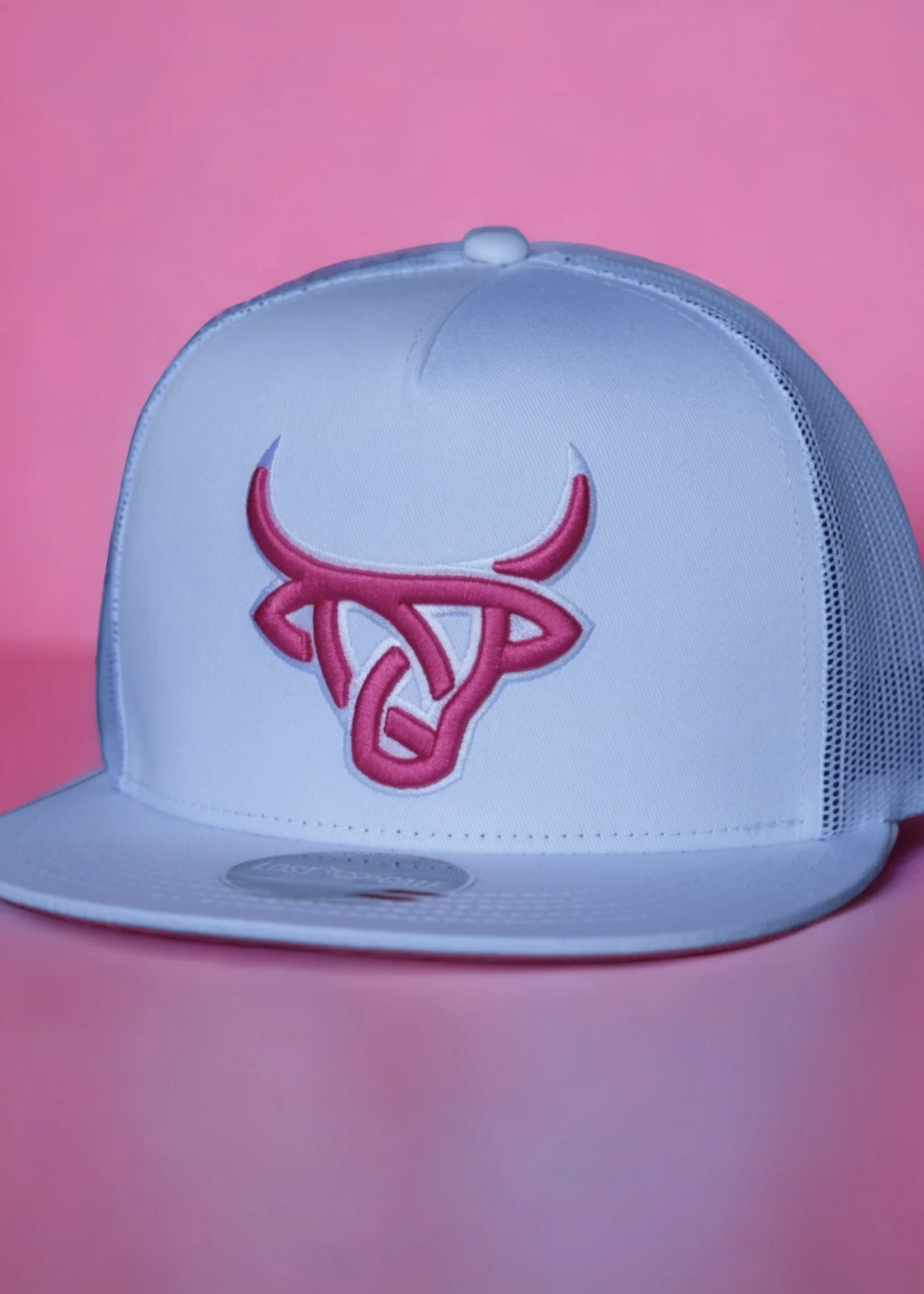White Rosy Flat Hat