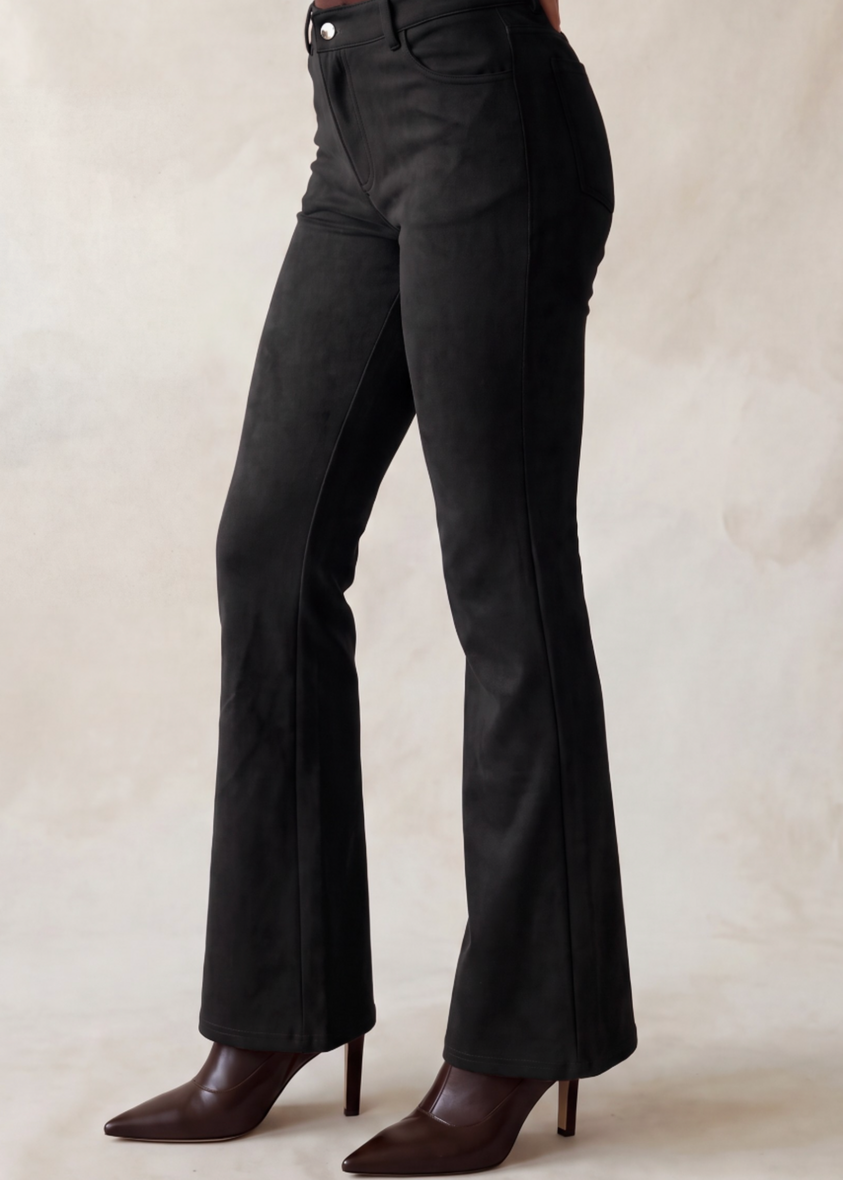 My Pockets Never End SUEDE Pants BLACK
