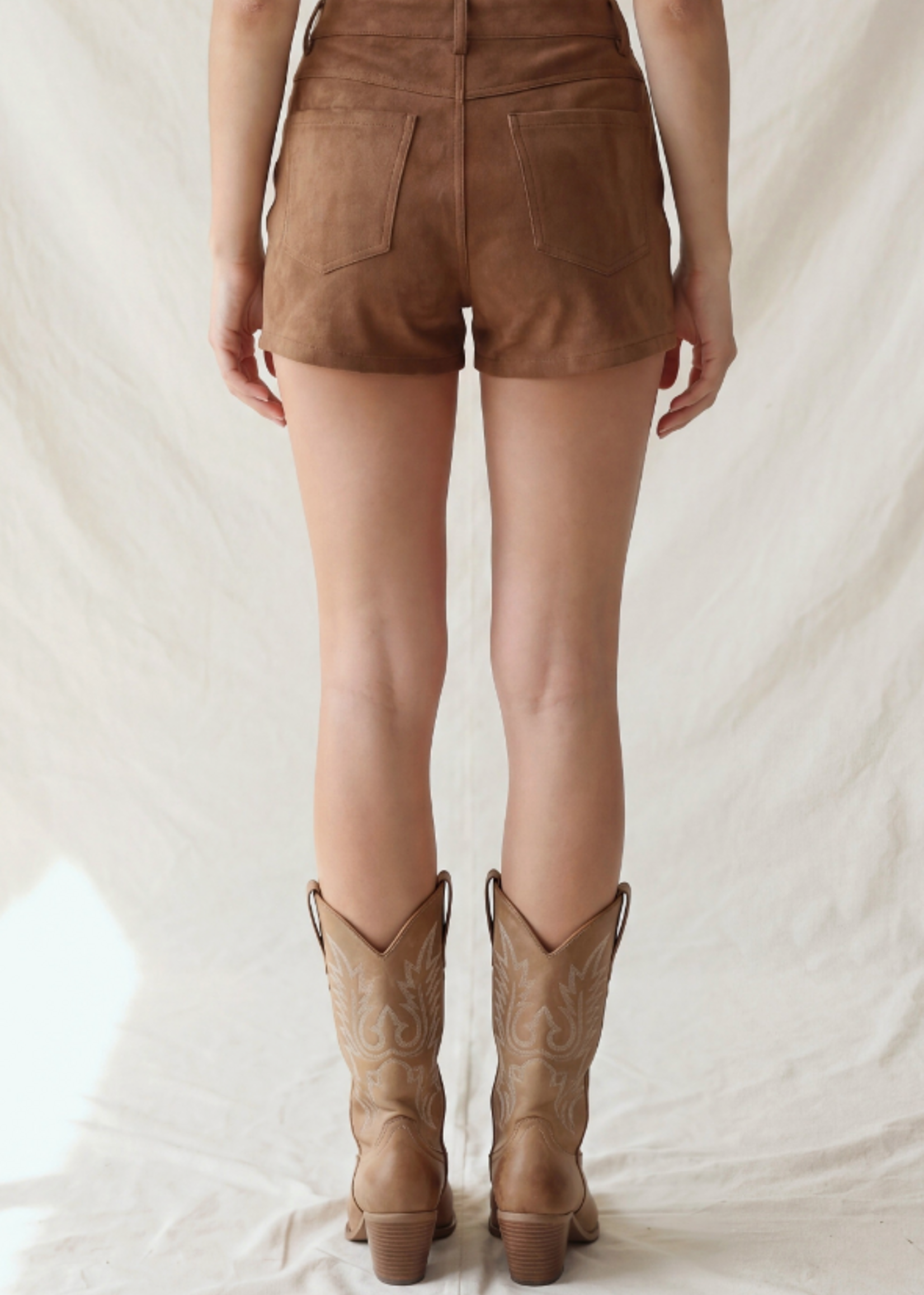 What You See Shorts BROWN