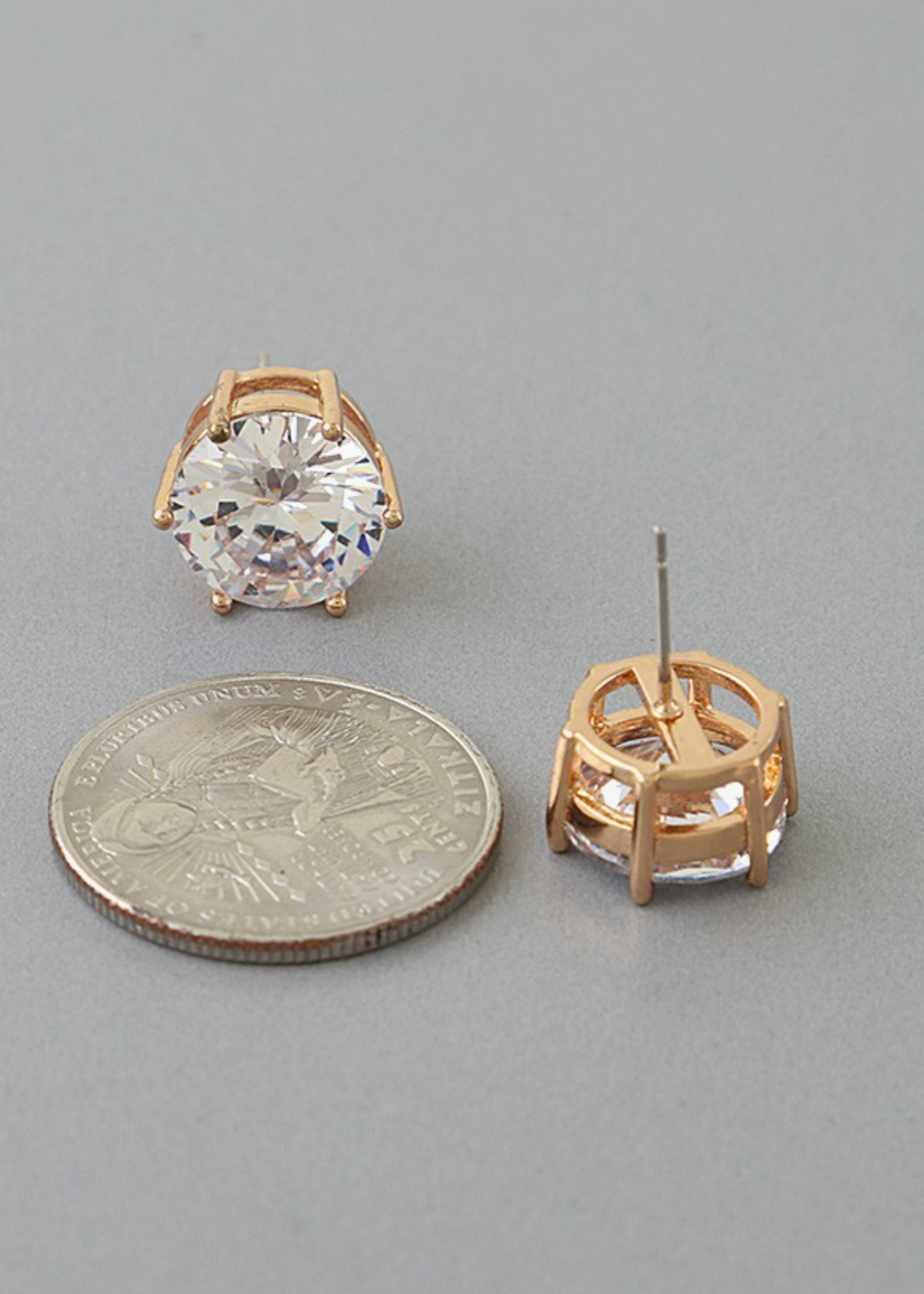 Mrs. Cutie Stud Earrings GOLD