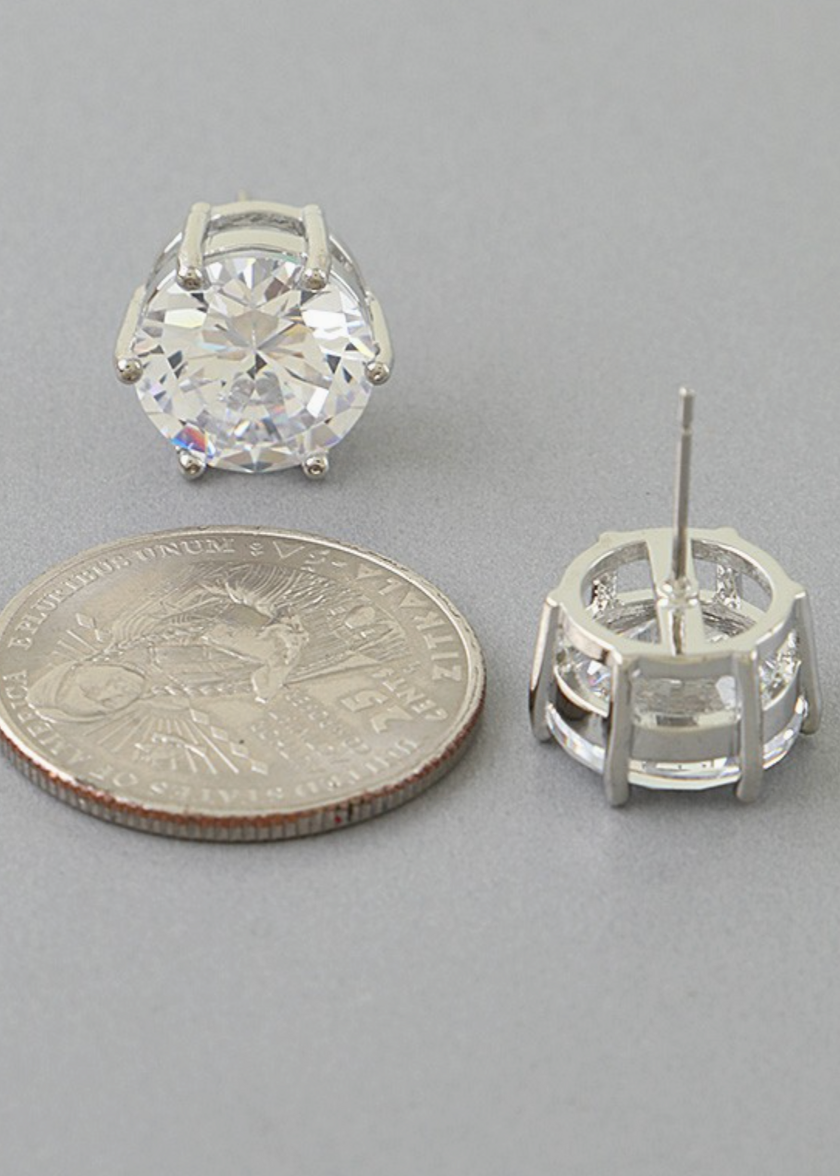 Mrs. Cutie Stud Earrings SILVER