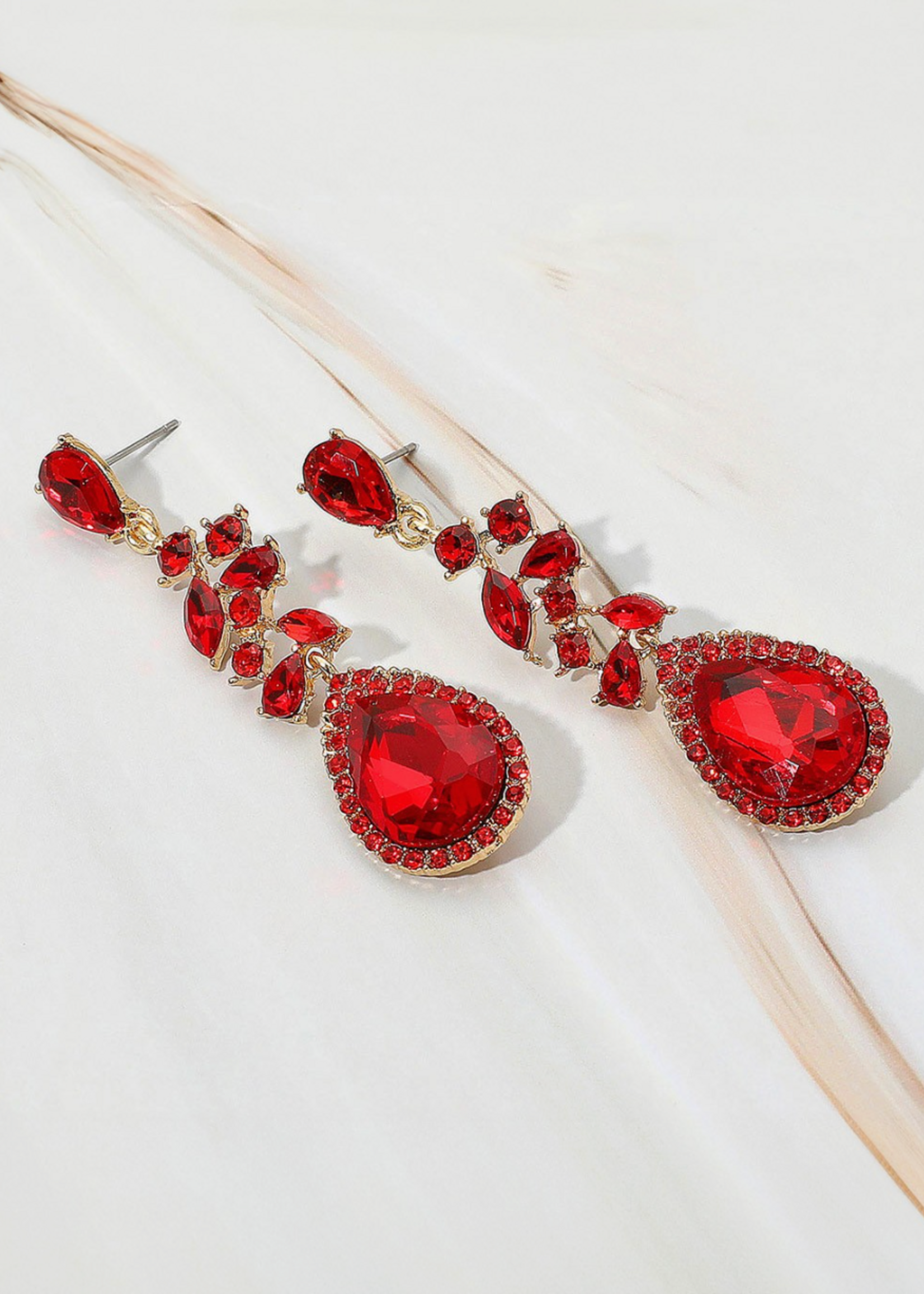 Y Le Dije Adios Earrings RED