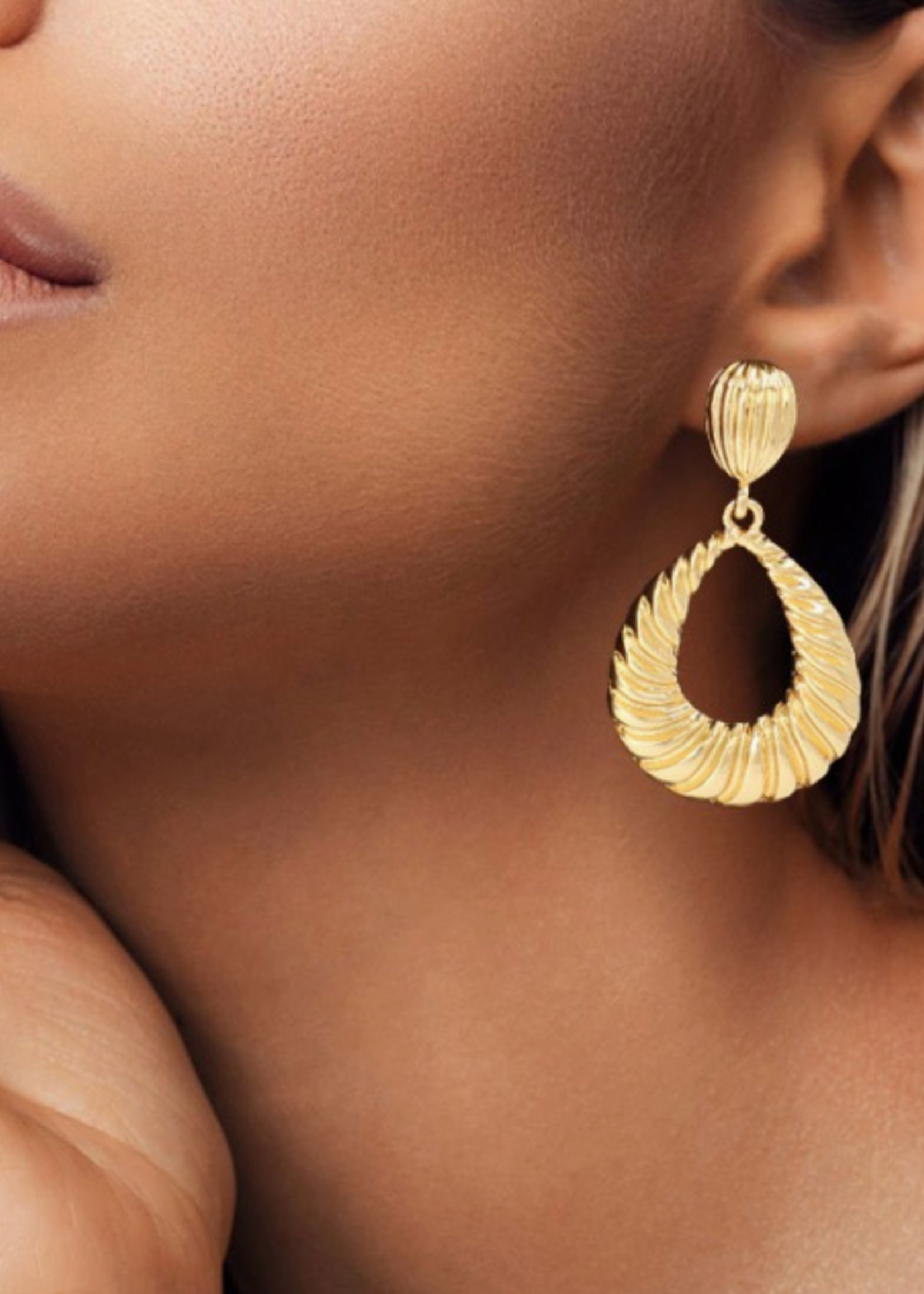 Pero Para Que Earrings