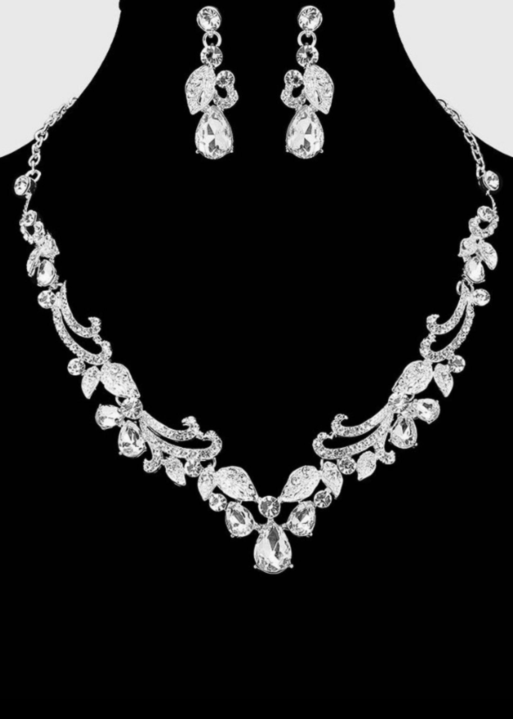 Turn The Lights On Necklace Set