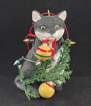 Cat with Garland & Lights Ornament