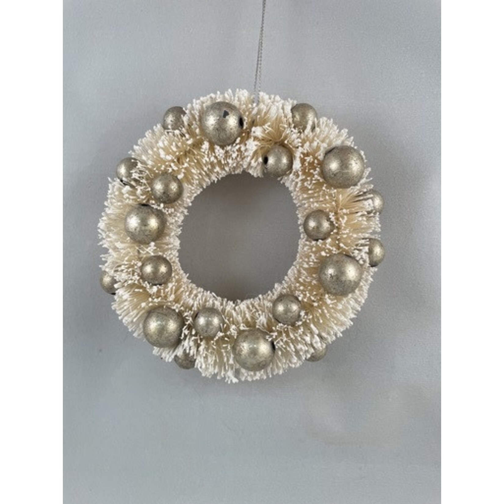 m. lynne designs round bottlebrush wreath with silver ornament