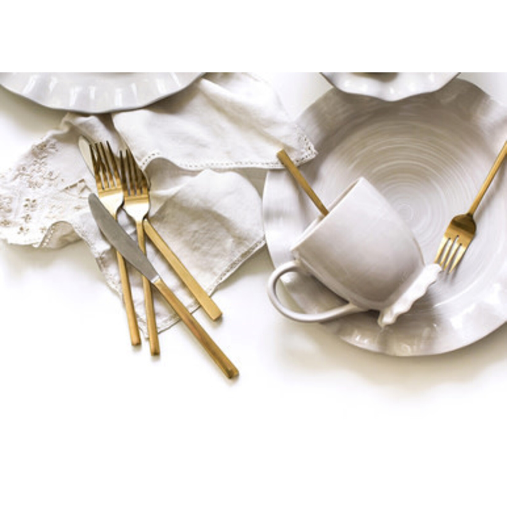 coton colors ruffle white mug