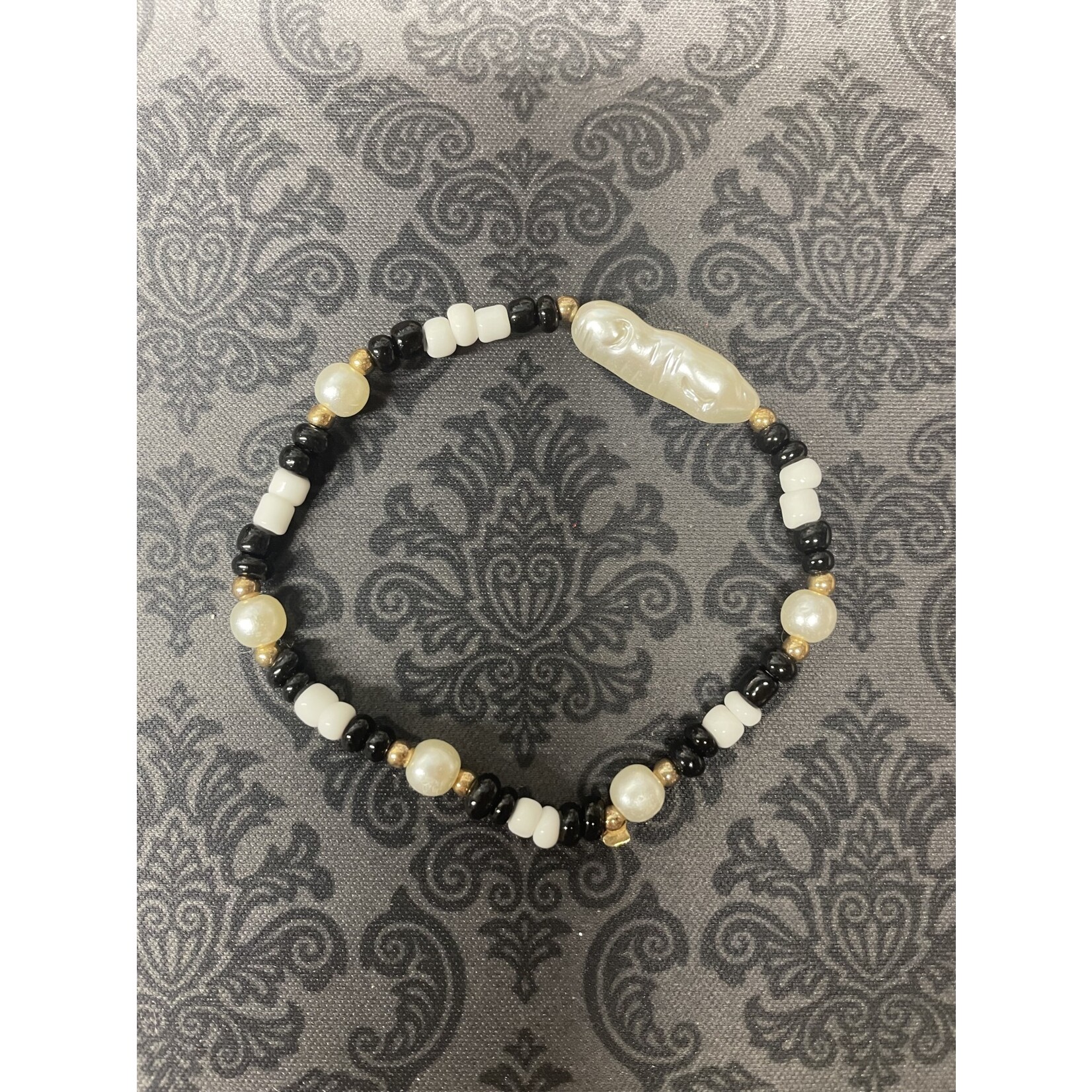 m. lynne designs black & white long pearl bracelet