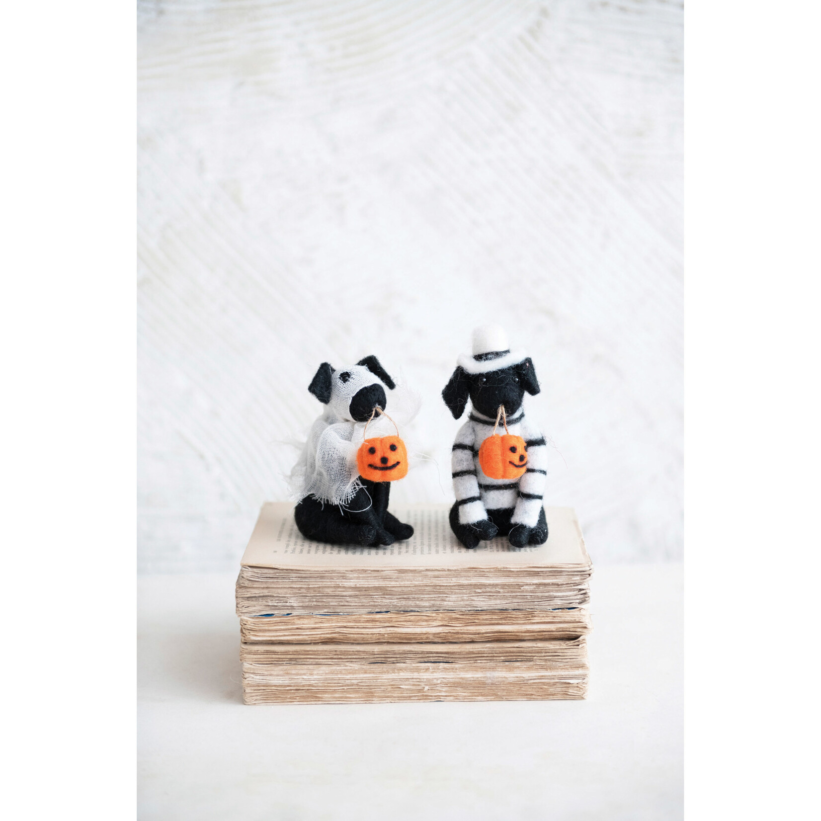 m. lynne designs felt halloween dog