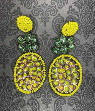 Beaded Pineapple Earring