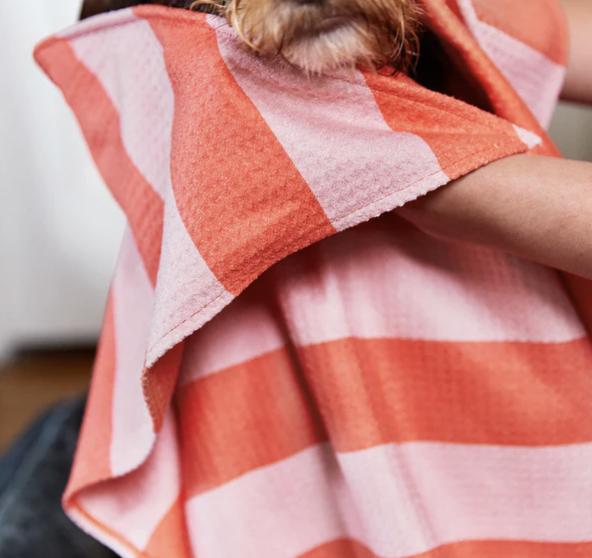 dock & bay Canine Coral Dog Towel