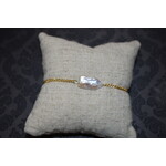 m. lynne designs gold link bracelet with rectangle pearl