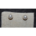 m. lynne designs pearl with gold stud earring