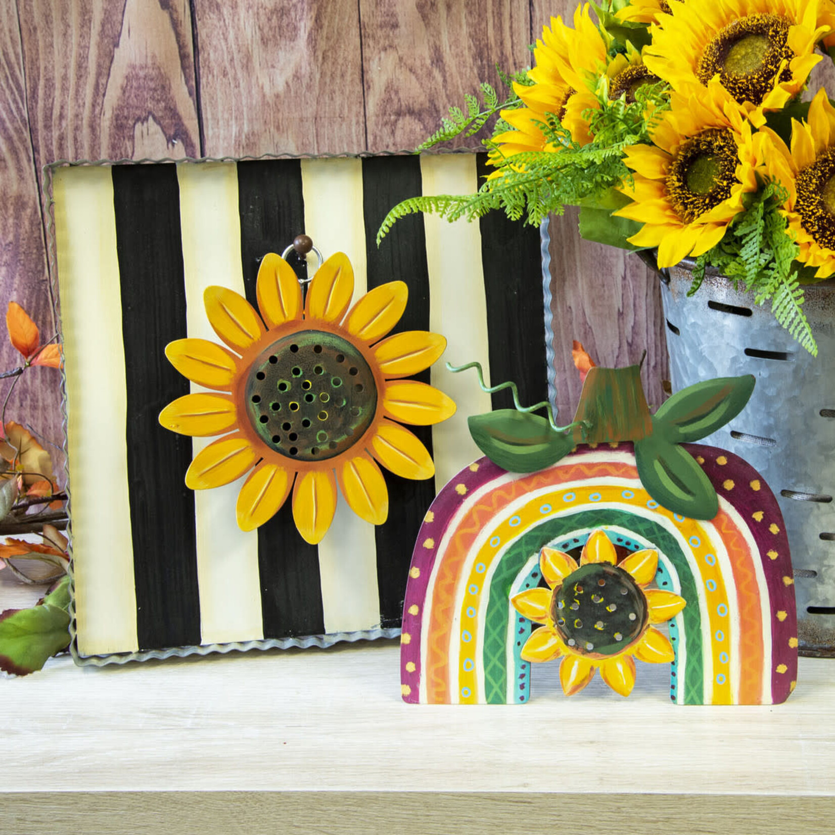 the round top collection sunflower charm