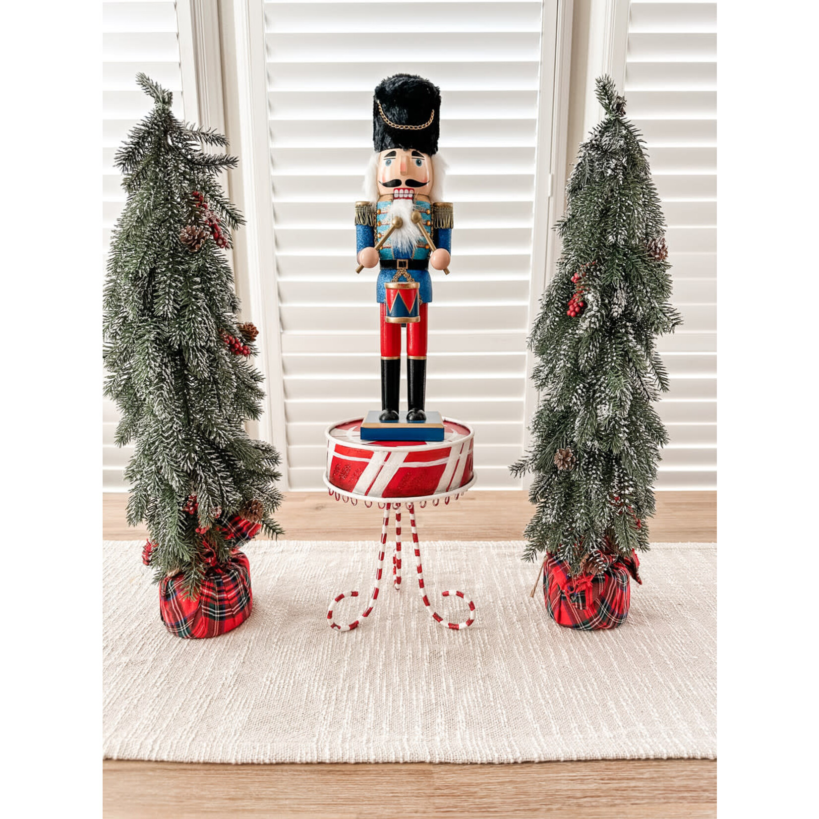 the round top collection peppermint holiday candy riser