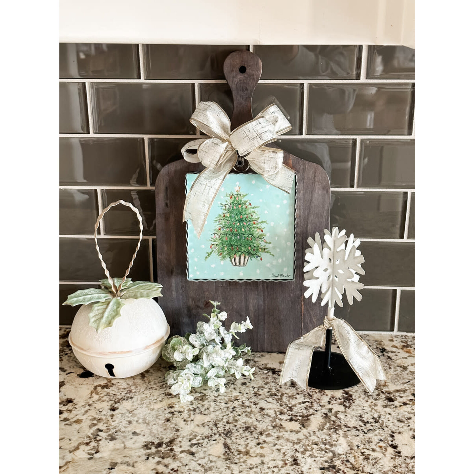 the round top collection hamilton elegant tree charm