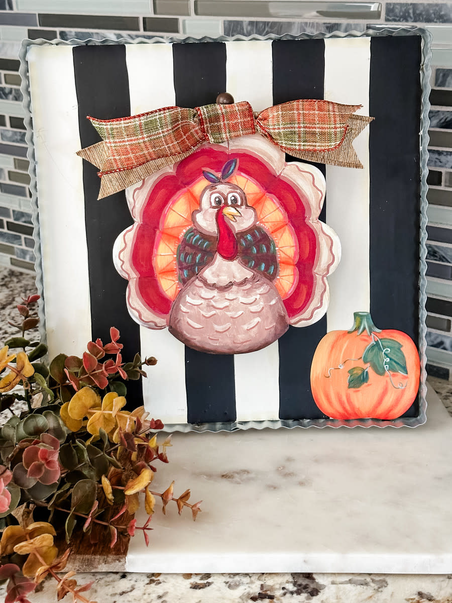 the round top collection artful turkey charm