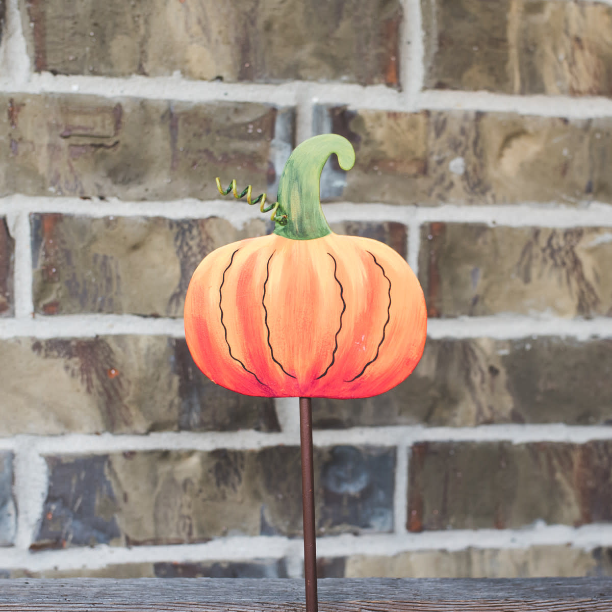 the round top collection lil punkin stake