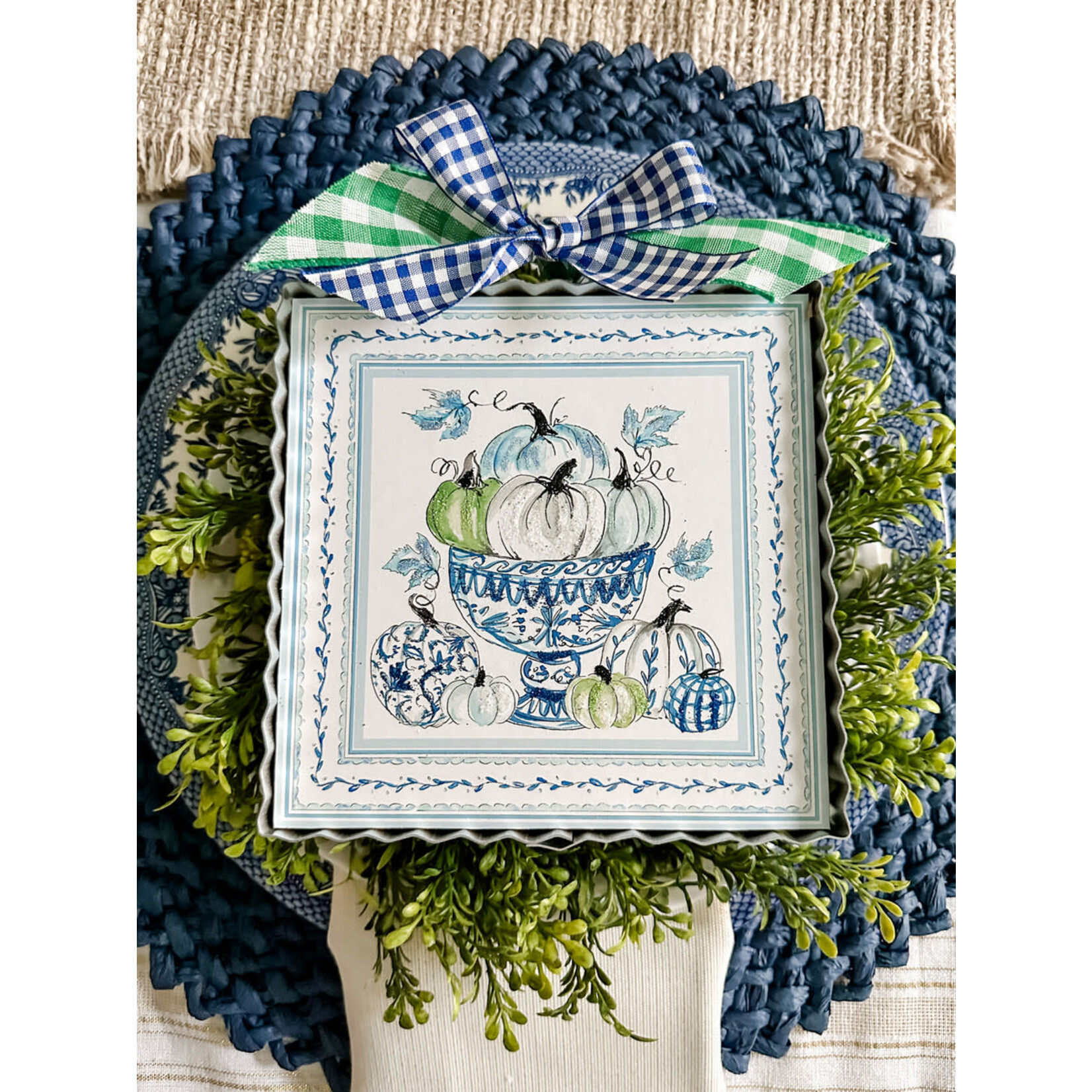 the round top collection bowl of pumpkins charm