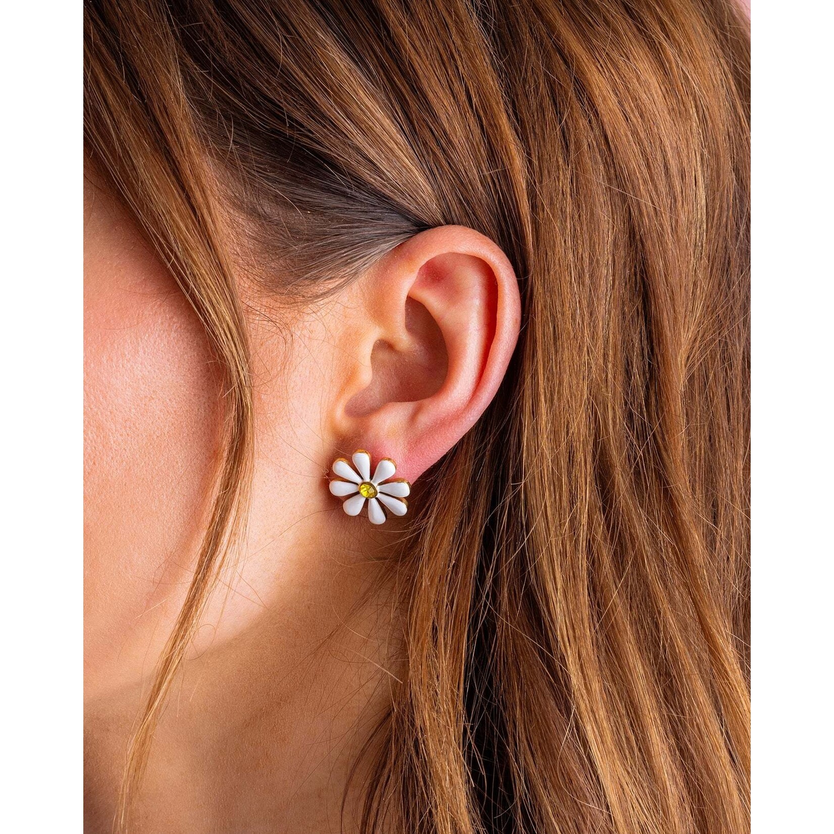 taylor elliott designs daisy flower stud earring
