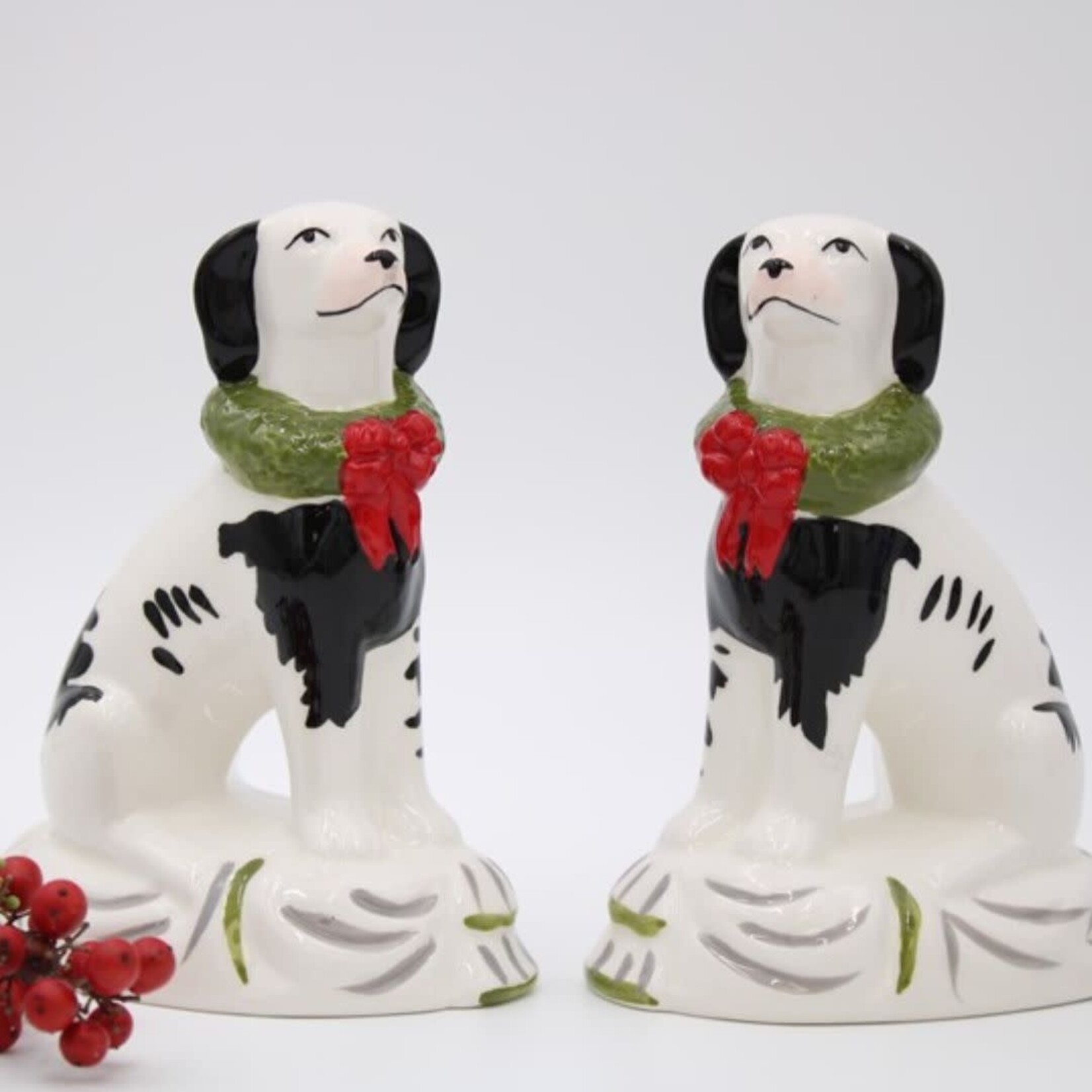 m. lynne designs ceramic rufus dog with wreath
