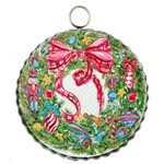 the round top collection traditional wreath charm