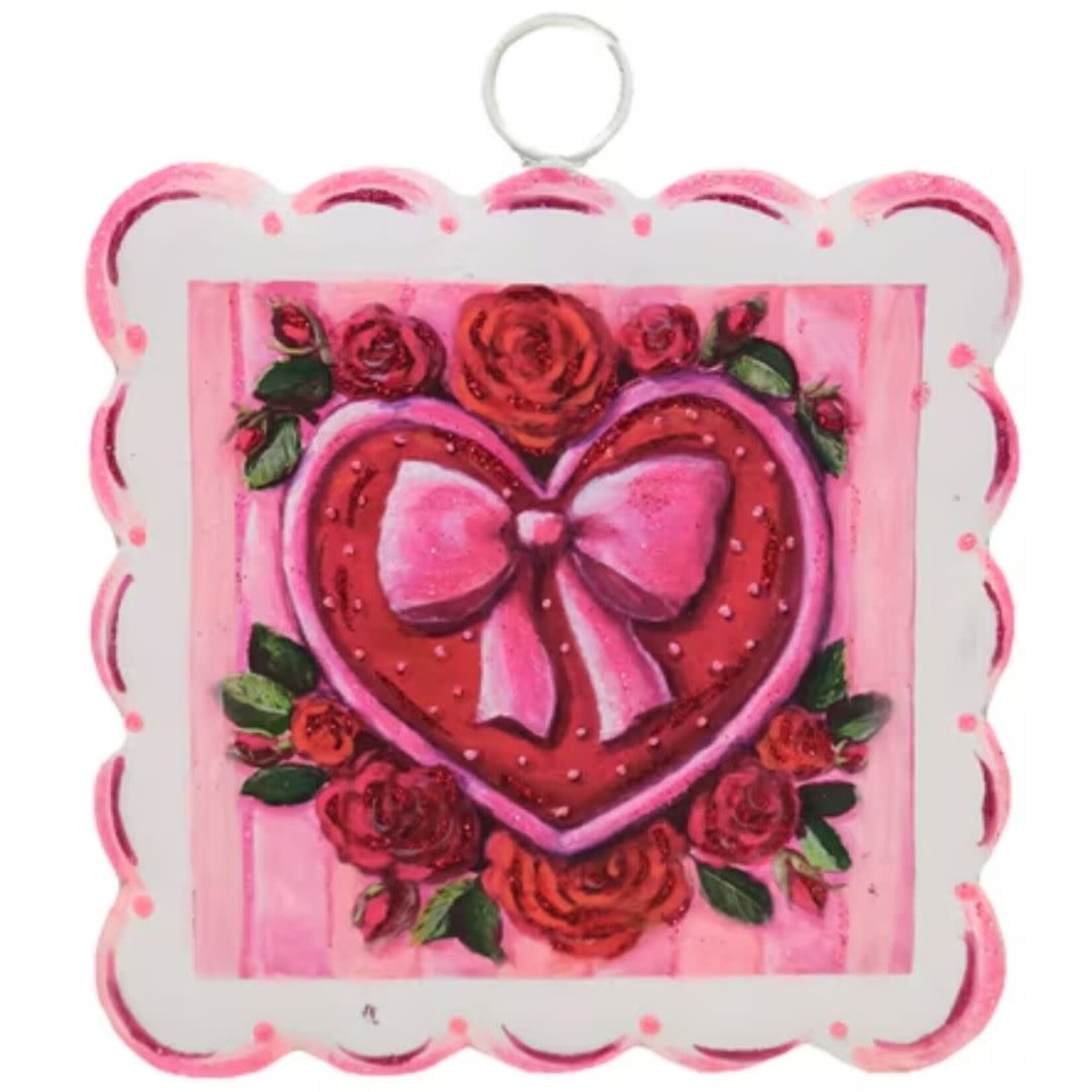 the round top collection hamilton scallop heart & roses charm