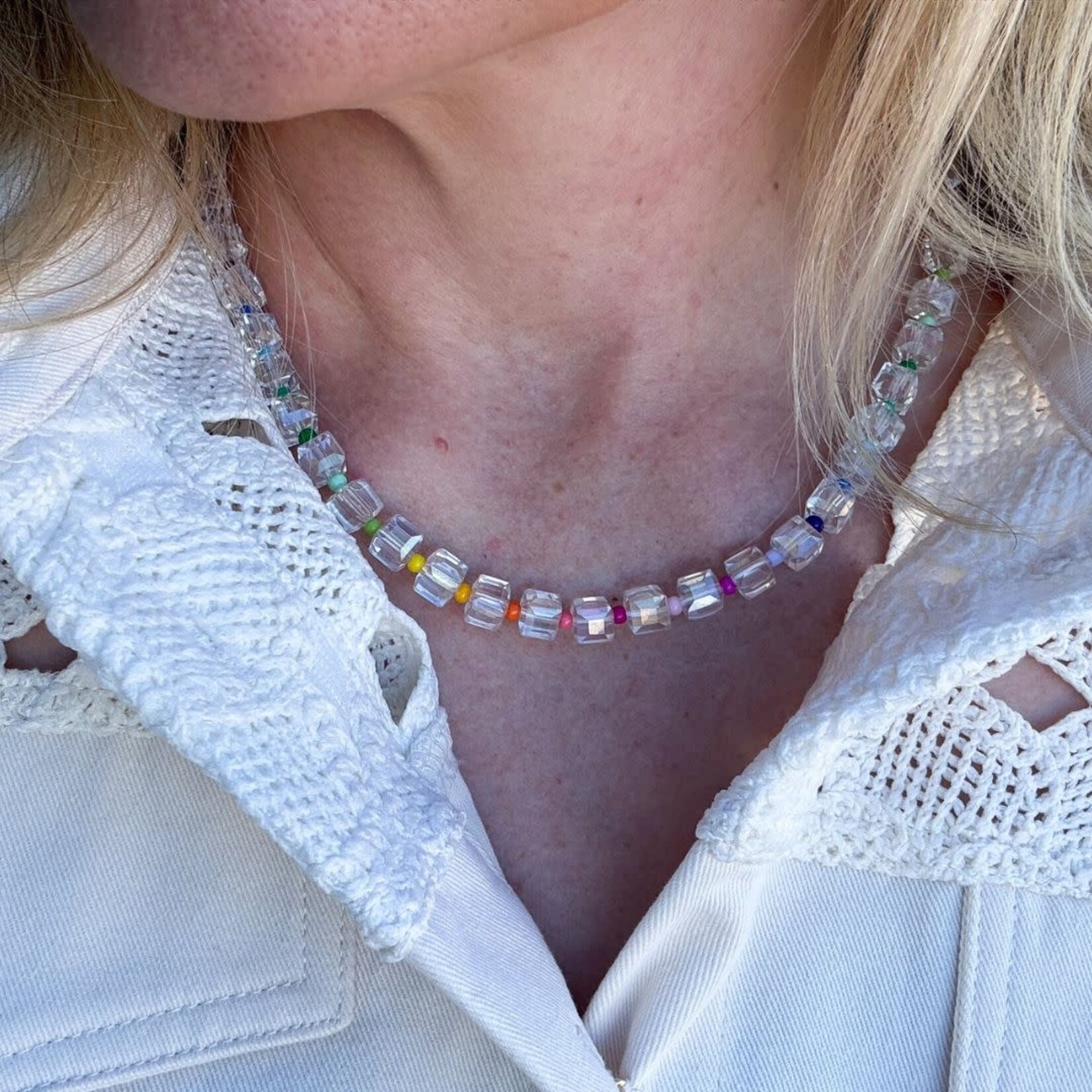 taylor elliott designs jenn necklace