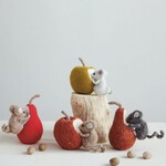 m. lynne designs wool felt mouse eating fruit