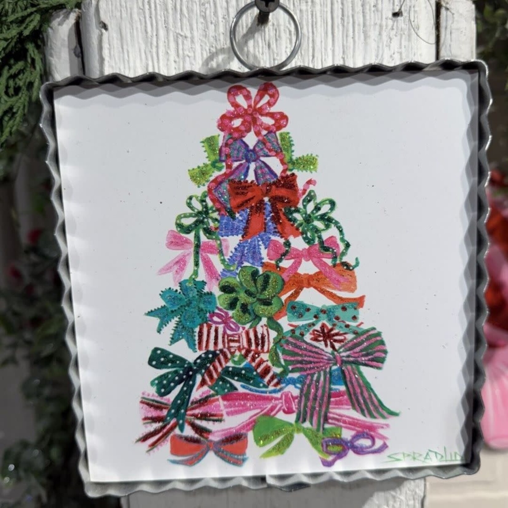 the round top collection bow tree charm