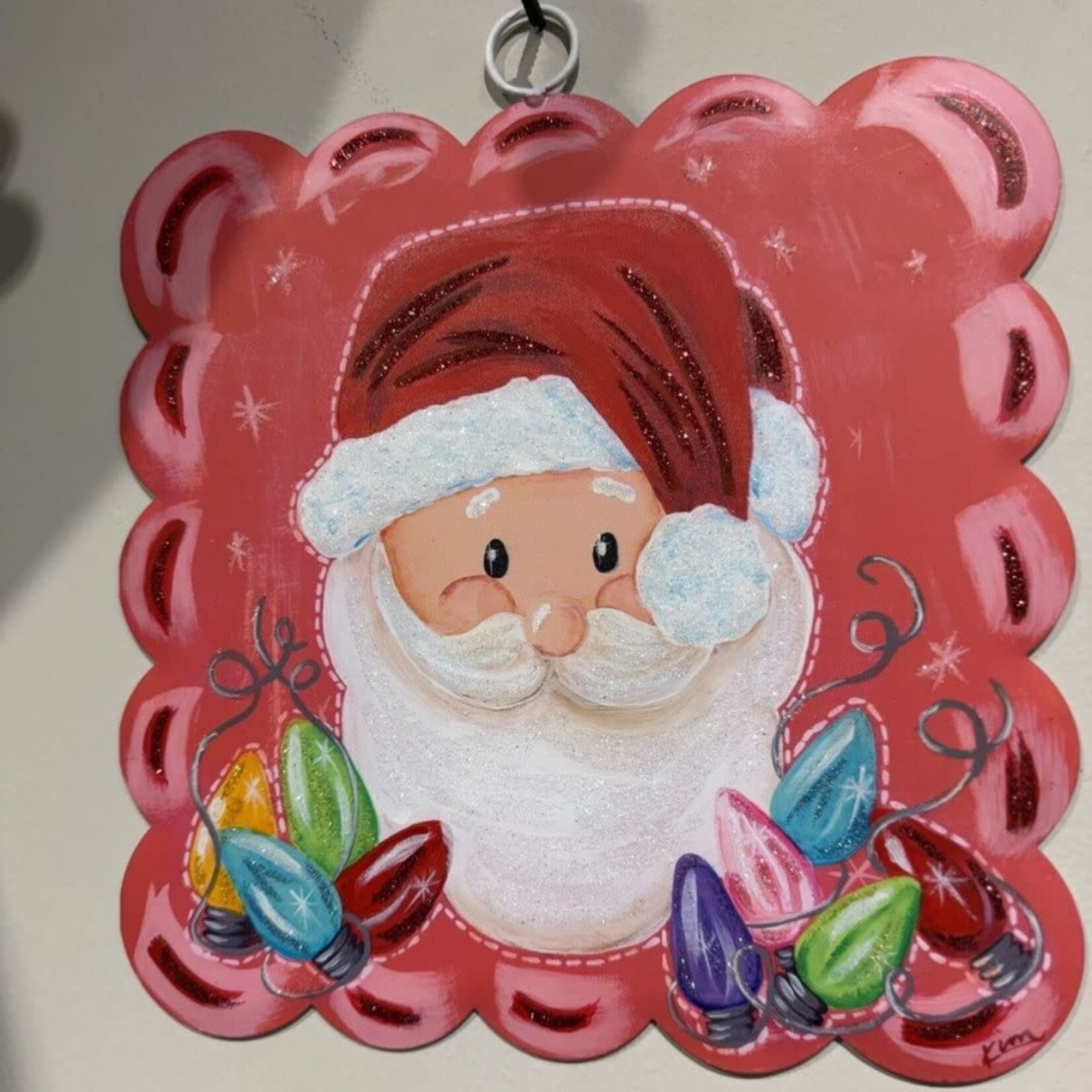 the round top collection santa all tied up charm