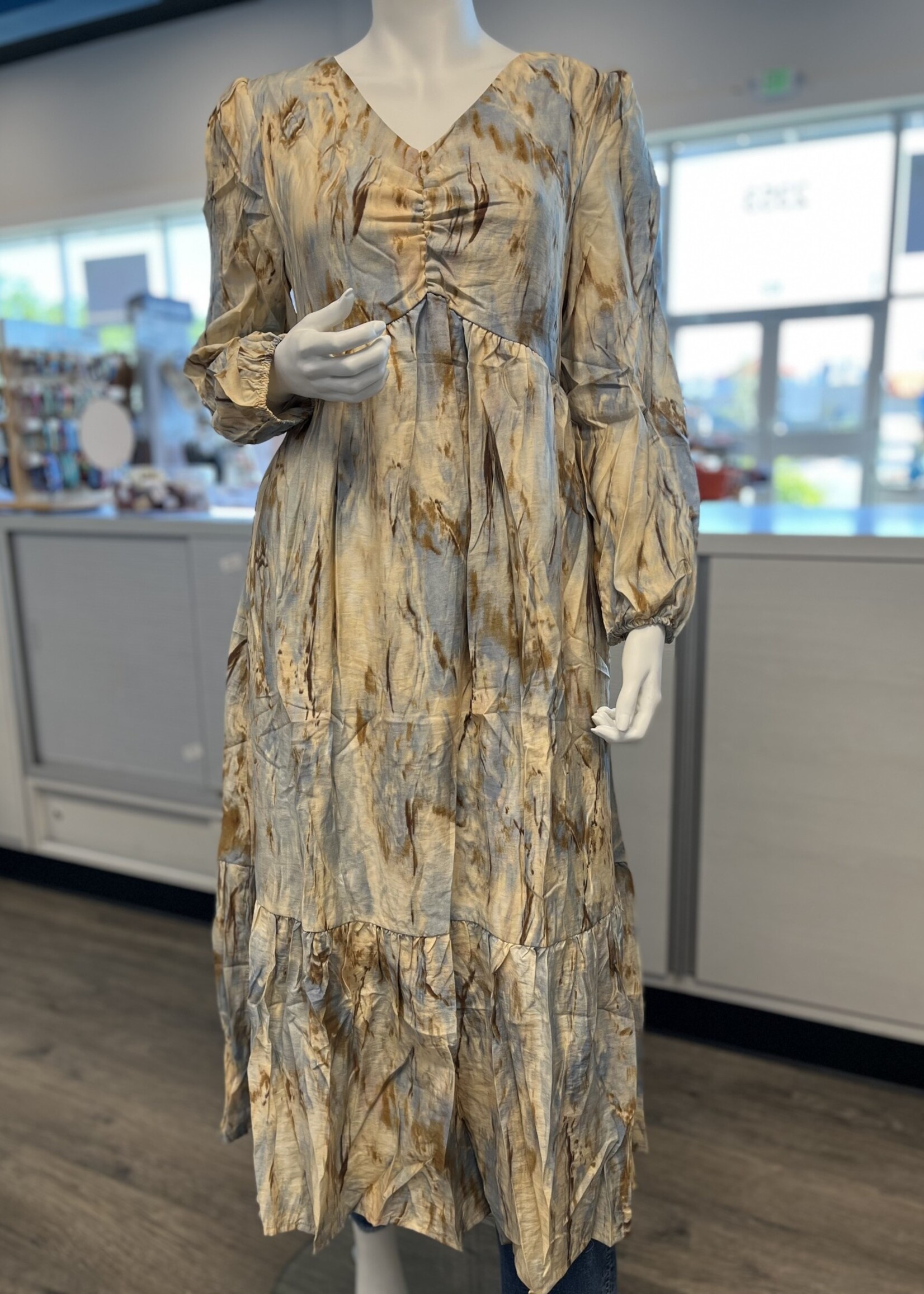 Hayden Hayden L/S V-Neck Smocked Dress